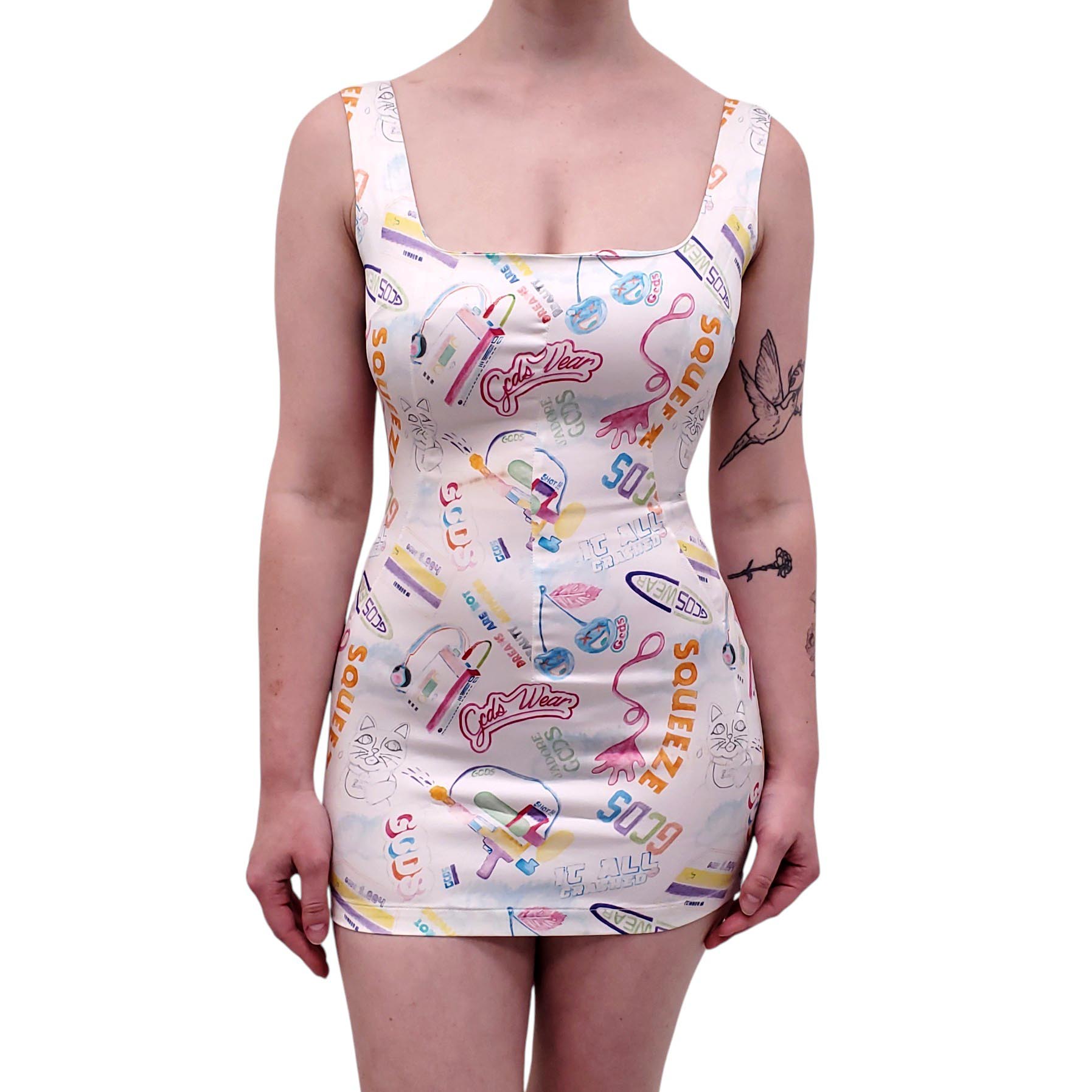 GCDS WHITE AND MULTICOLOURED GRAPHIC PATTERNED MINI DRESS - SIZE S