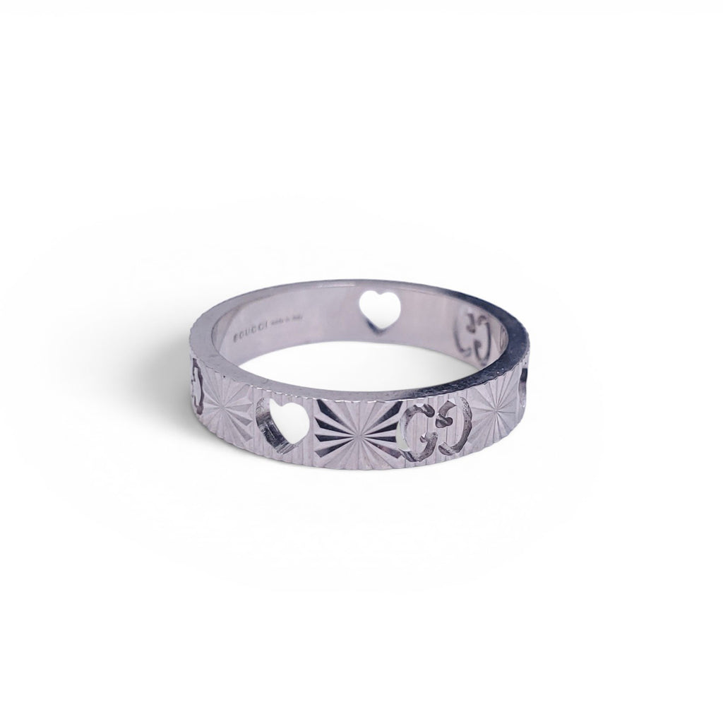 GUCCI 18K WHITE GOLD LOGO RING