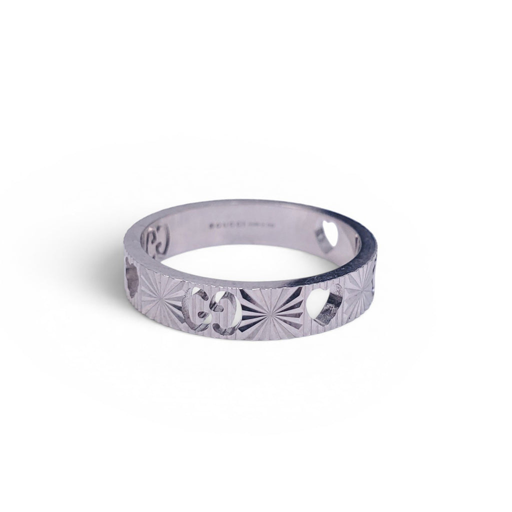 GUCCI 18K WHITE GOLD LOGO RING