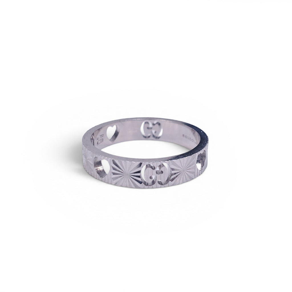 GUCCI 18K WHITE GOLD LOGO RING