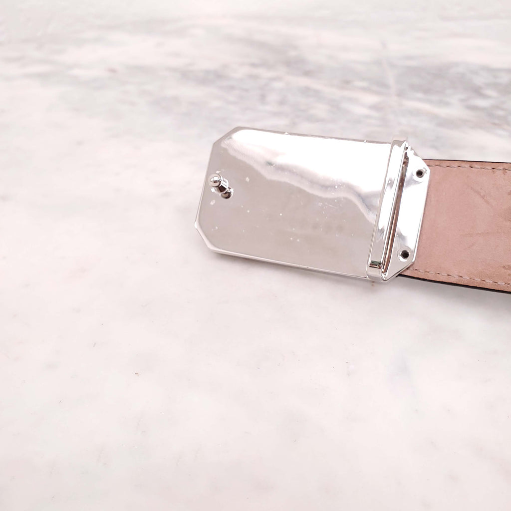 GUCCI BLACK BELT WITH SILVER LOGO BUCKLE - SIZE 105 (MENS)