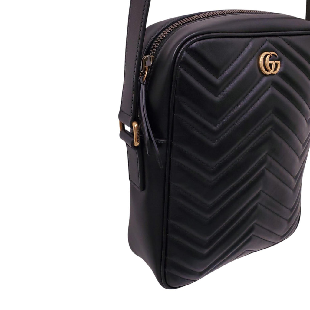 GUCCI BLACK MARMONT CHEVRON MESSENGER BAG