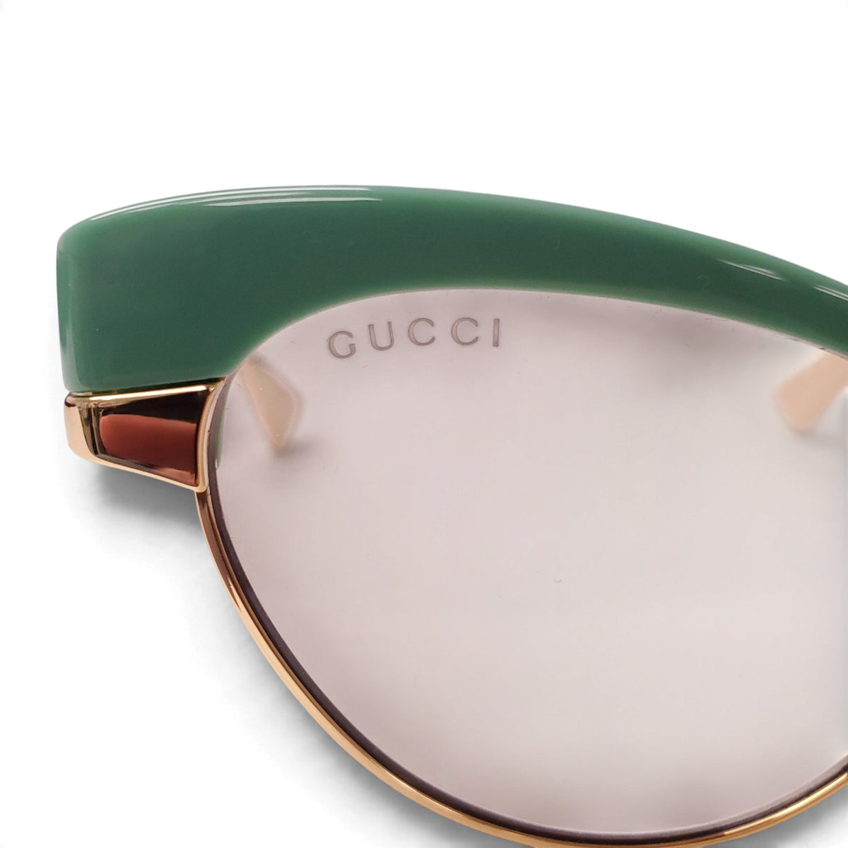 GUCCI CAT EYE SUNGLASSES