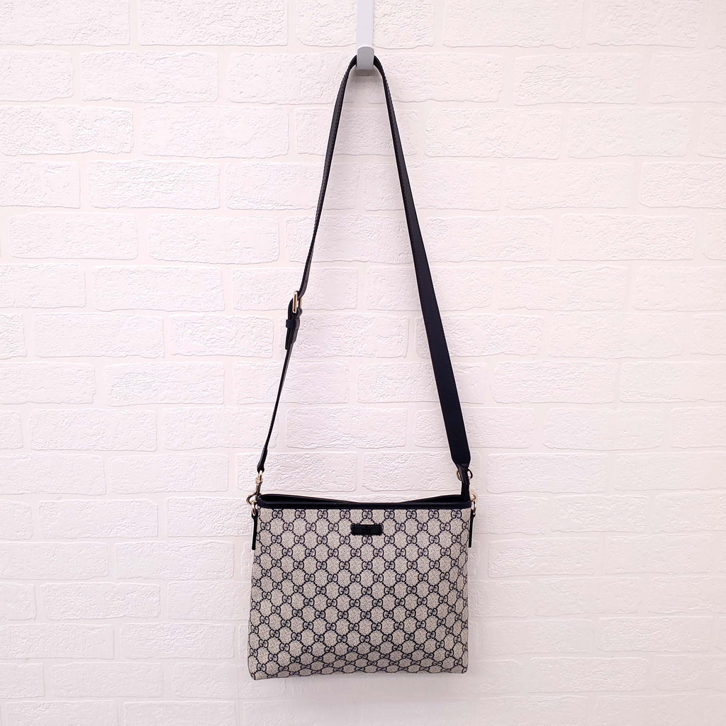 GUCCI GG SUPREME CROSSBODY BAG IN BLUE