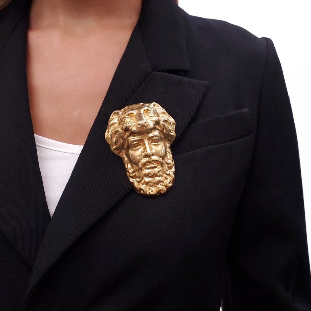 GUCCI HERCULES MASK BROOCH IN GOLD