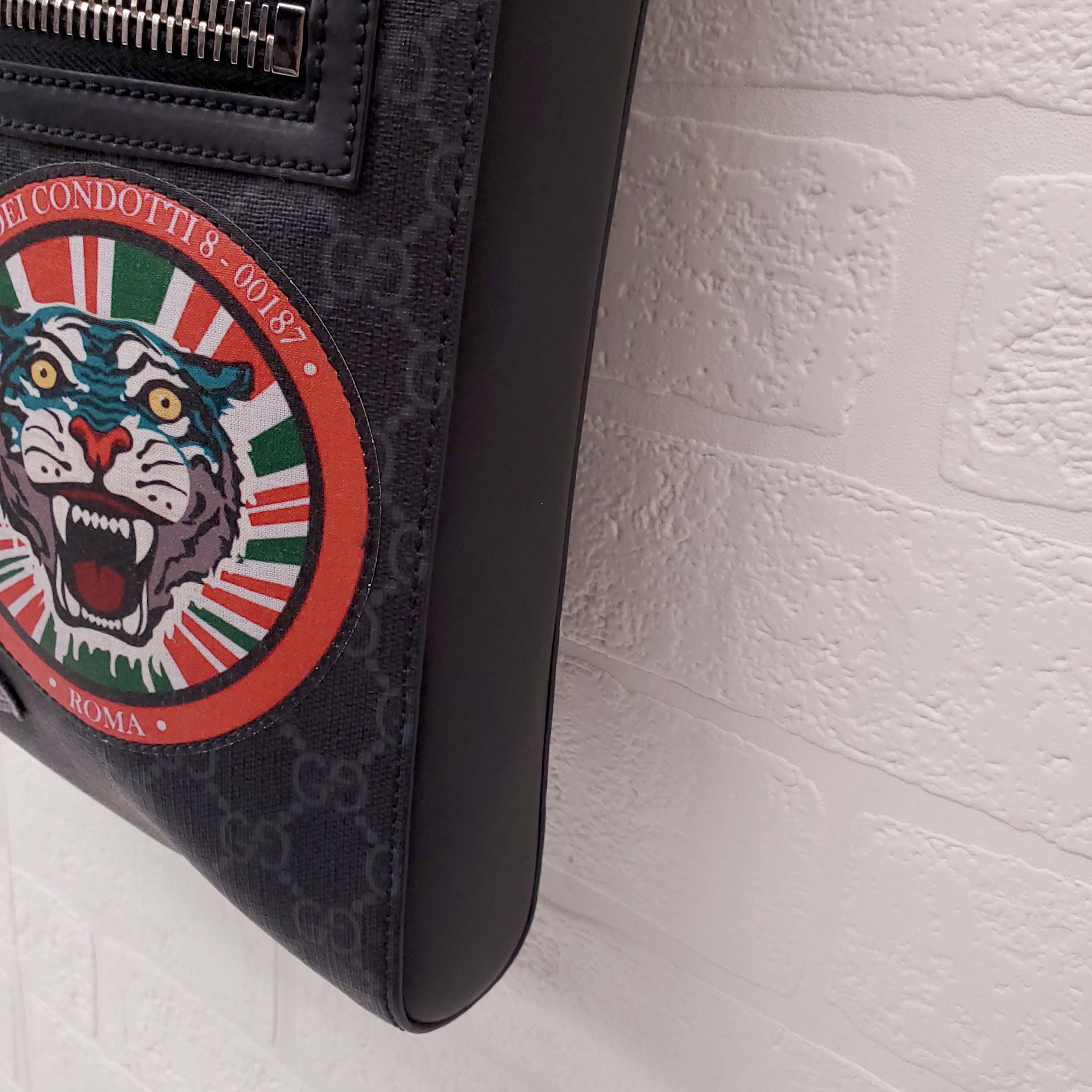 GUCCI MESSENGER BAG WITH PATCHES