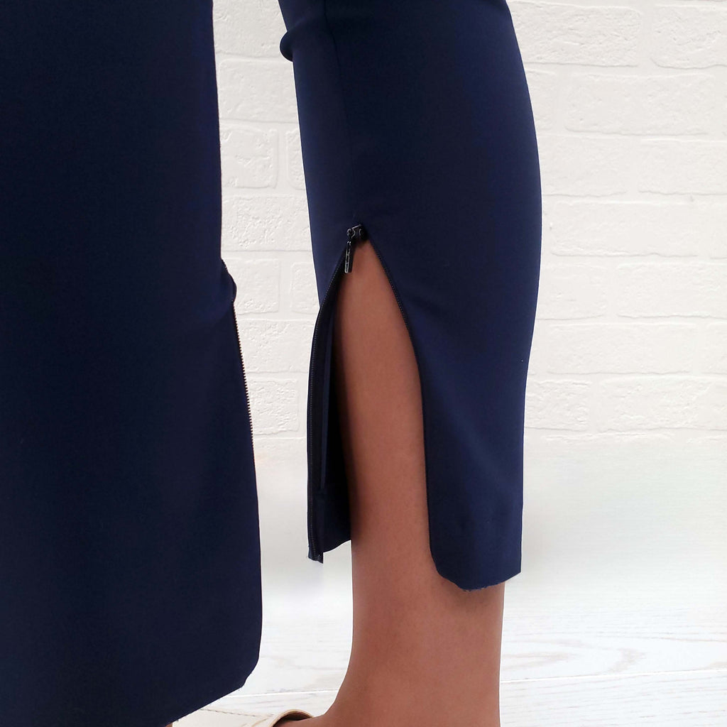 GUCCI NAVY TROUSERS WITH LOGO AND ZIPPER DETAIL - SIZE 38