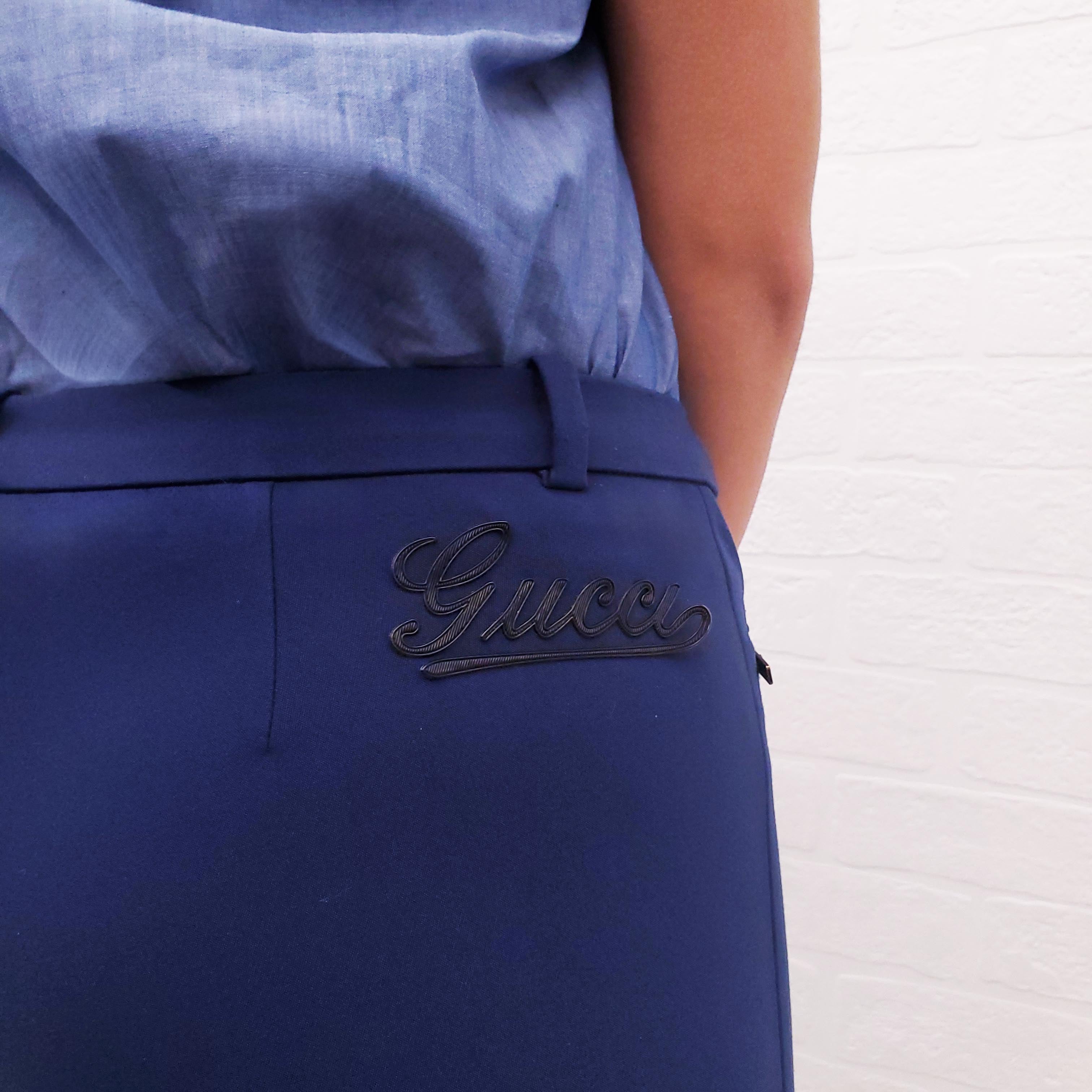 GUCCI NAVY TROUSERS WITH LOGO AND ZIPPER DETAIL - SIZE 38