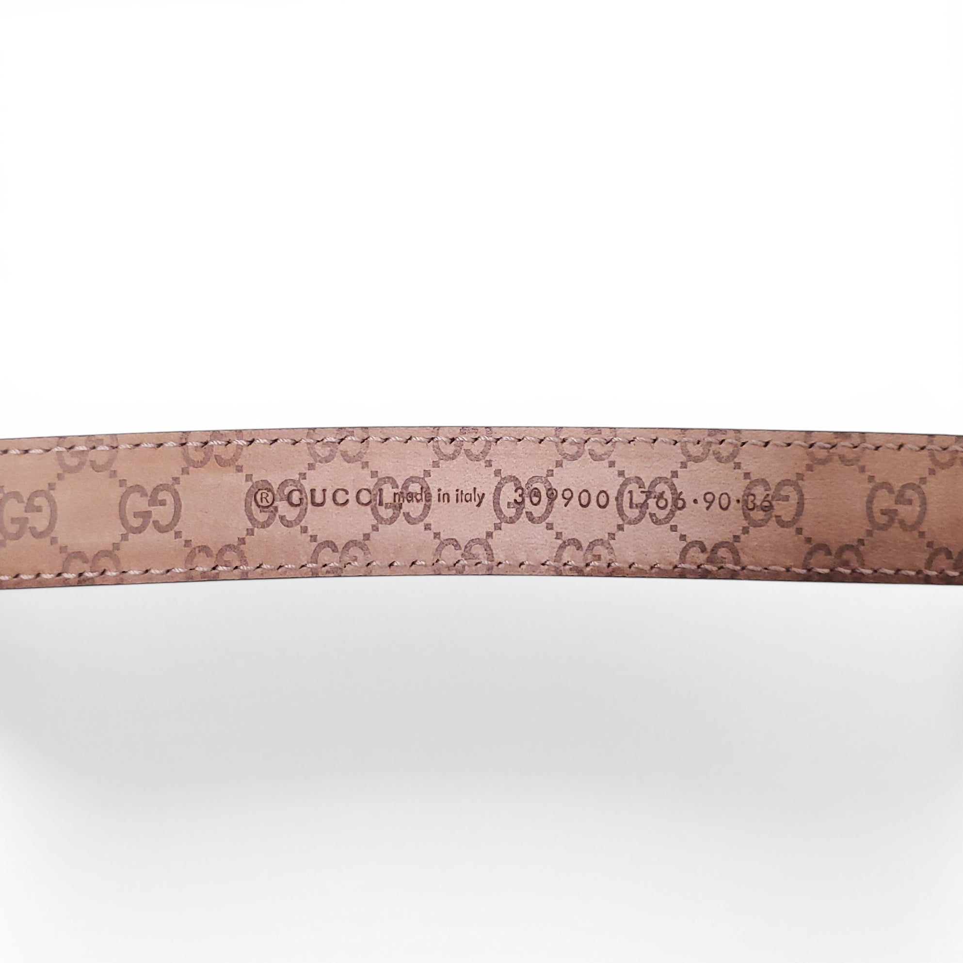 GUCCI THIN BLACK BELT WITH MONOGRAM INTERIOR - SIZE 90