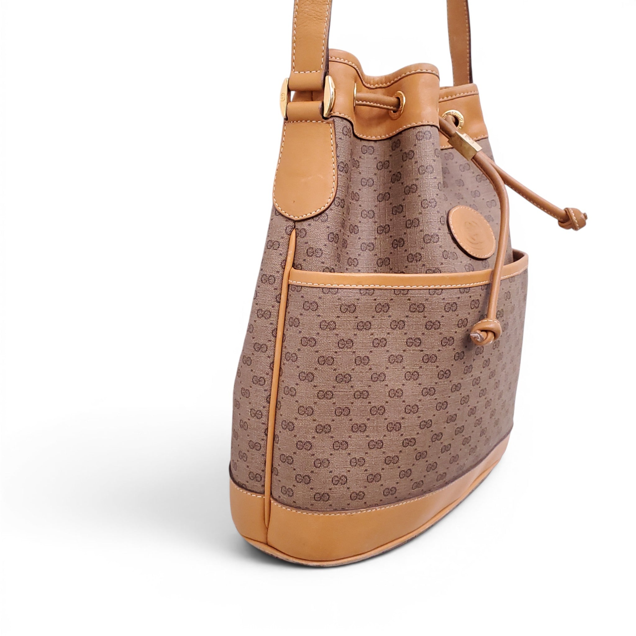 GUCCI VINTAGE MICRO GG LOGO SUPREME BUCKET BAG