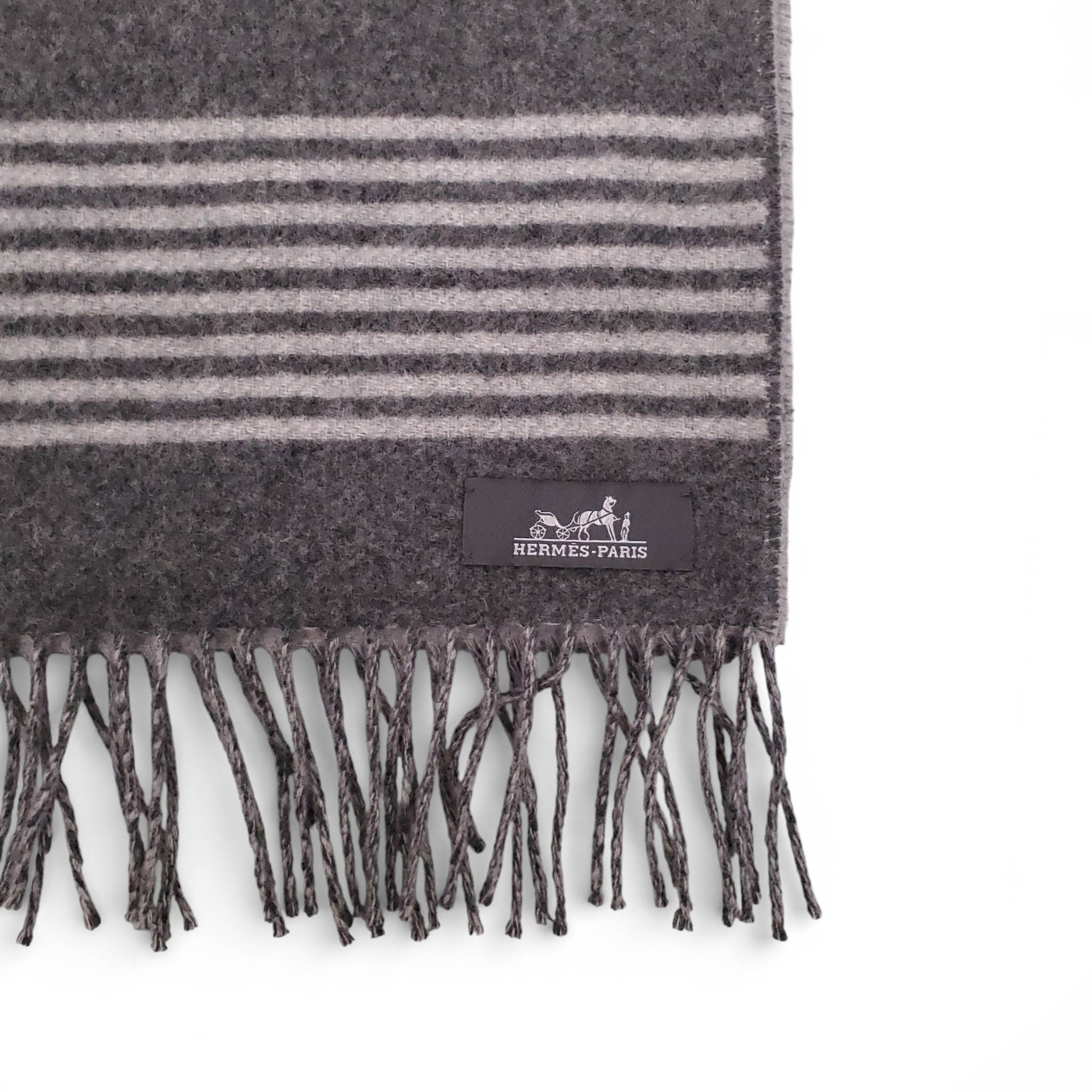 HERMÈS GREY DOUBLE SIDED BELT PRINT CASHMERE SCARF