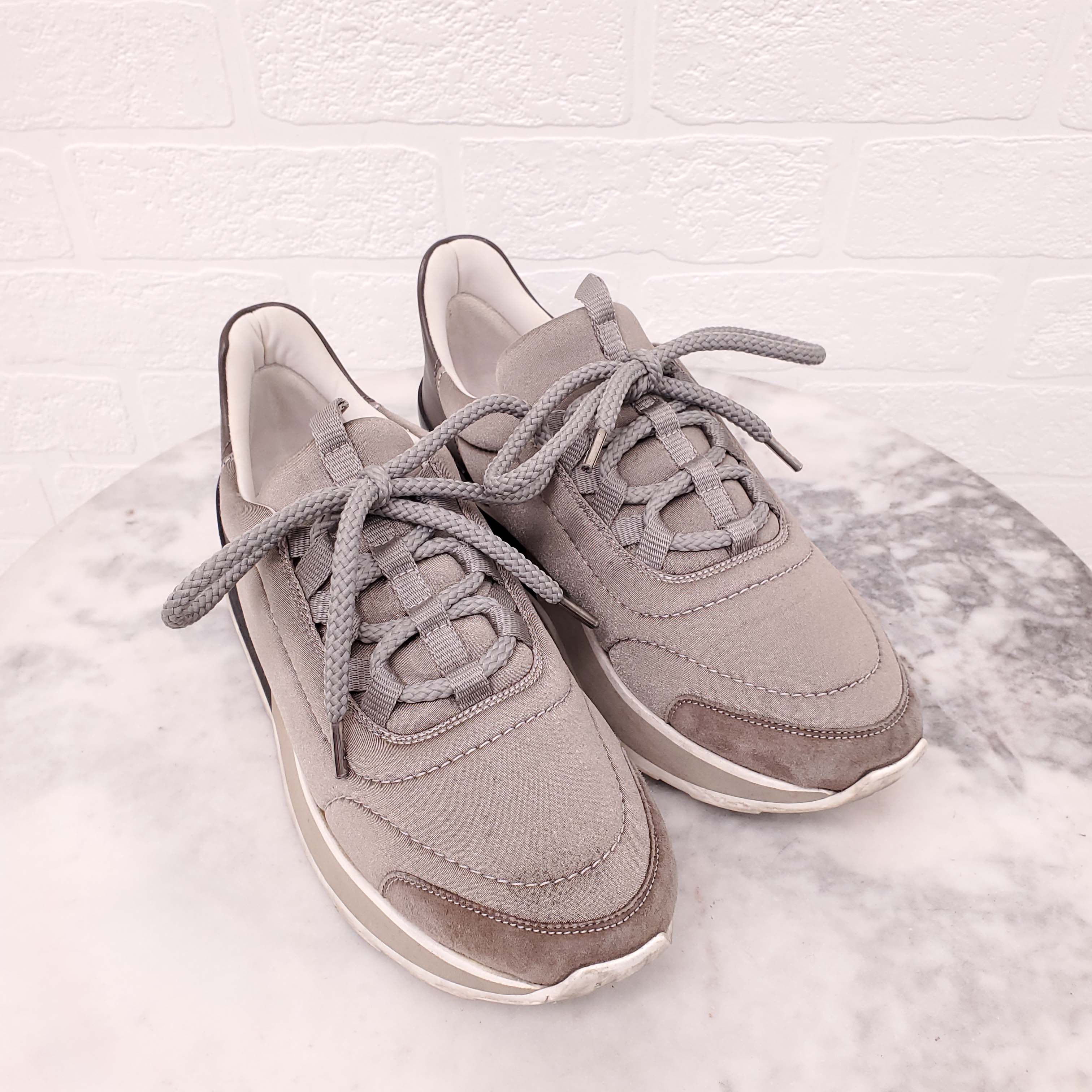 HERMÈS GREY SNEAKERS - SIZE 36.5