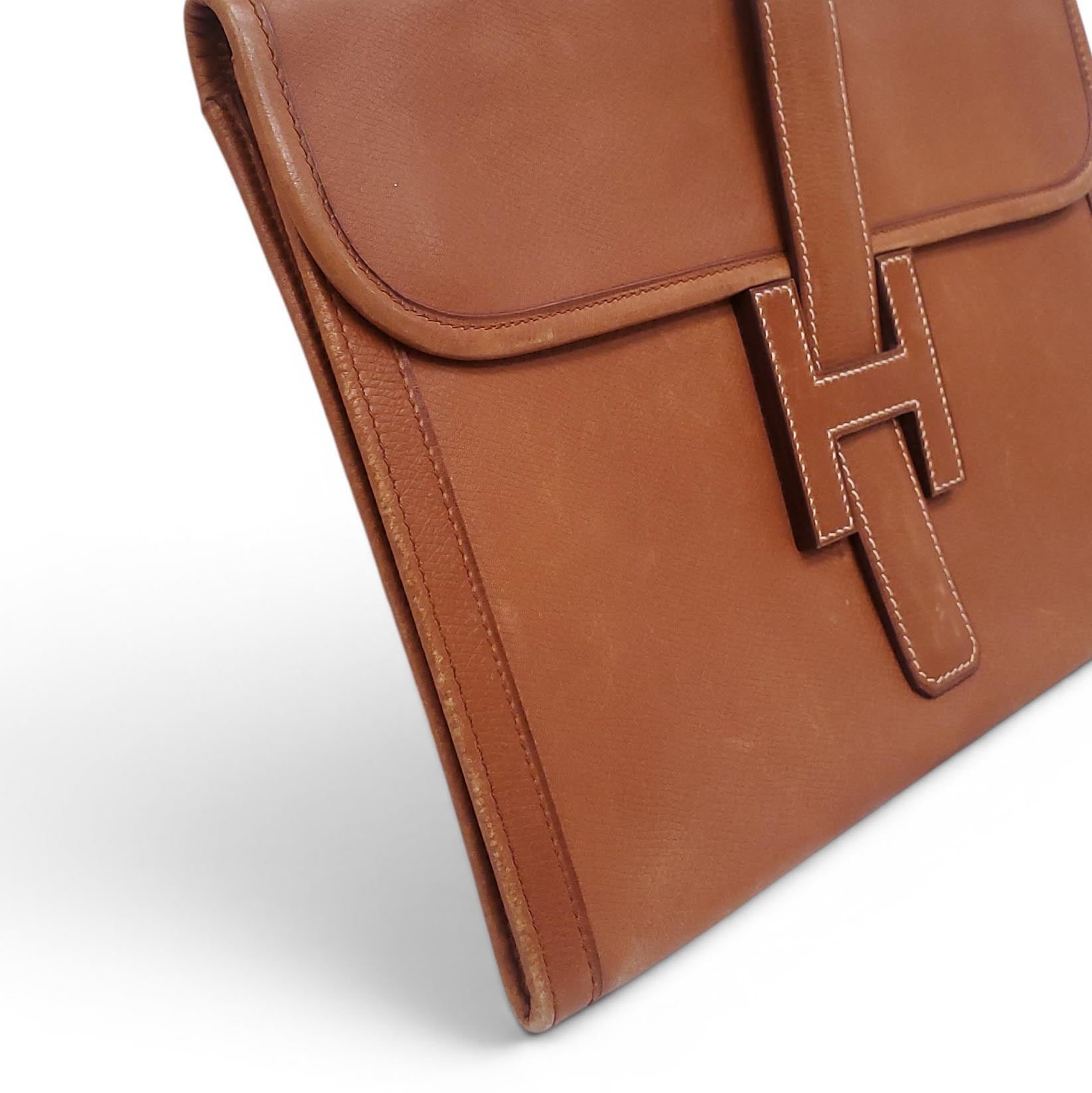 HERMÈS TAN JIGE CLUTCH