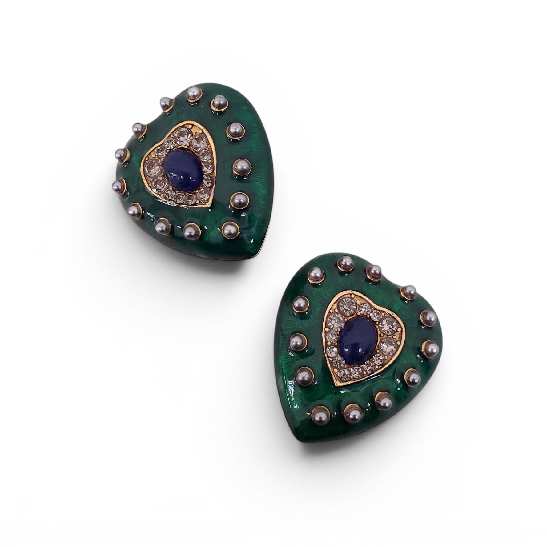 JAY S HUGH VINTAGE GREEN HEART CLIP-ON EARRINGS