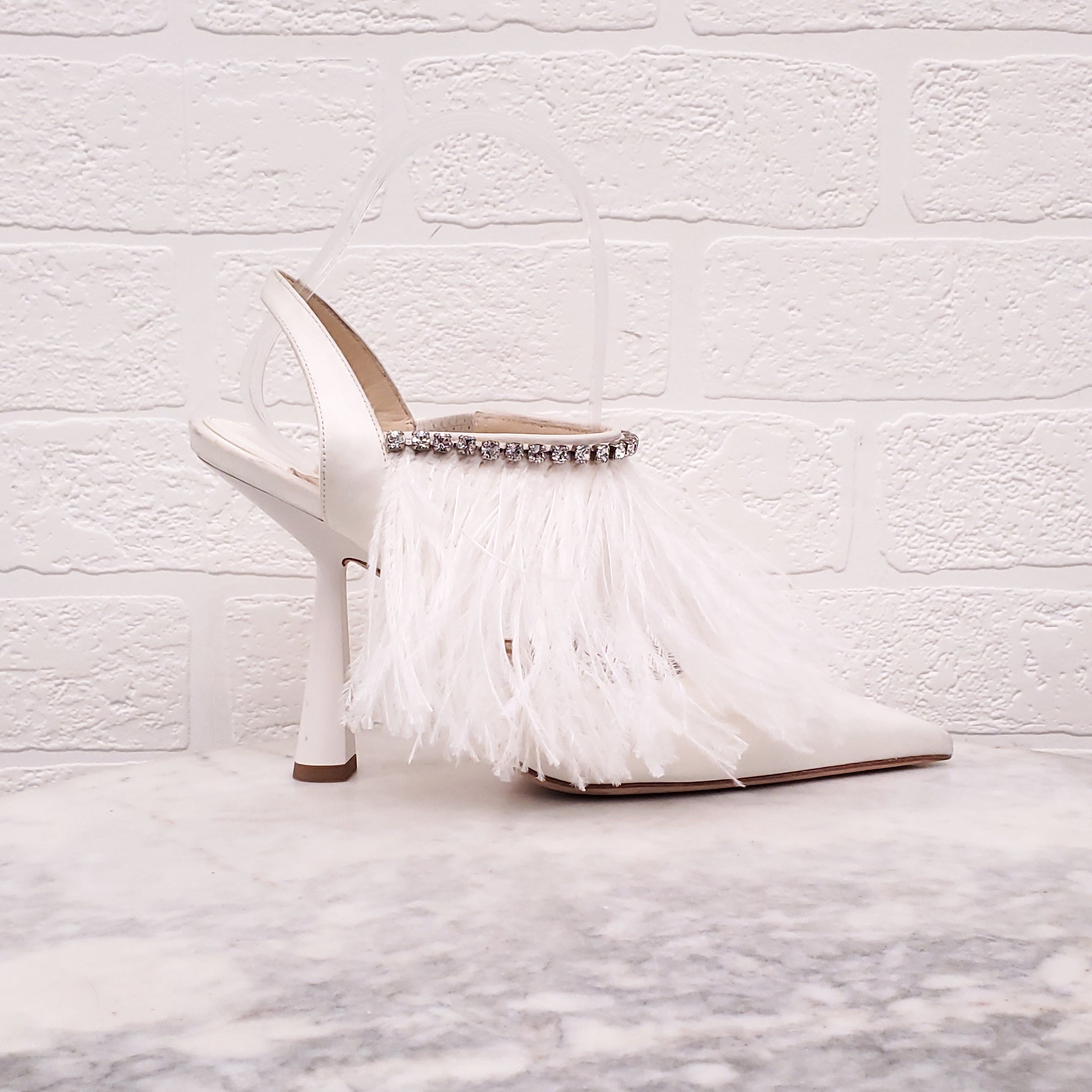 JIMMY CHOO CREAM HEELS WITH FEATHER - SIZE 39