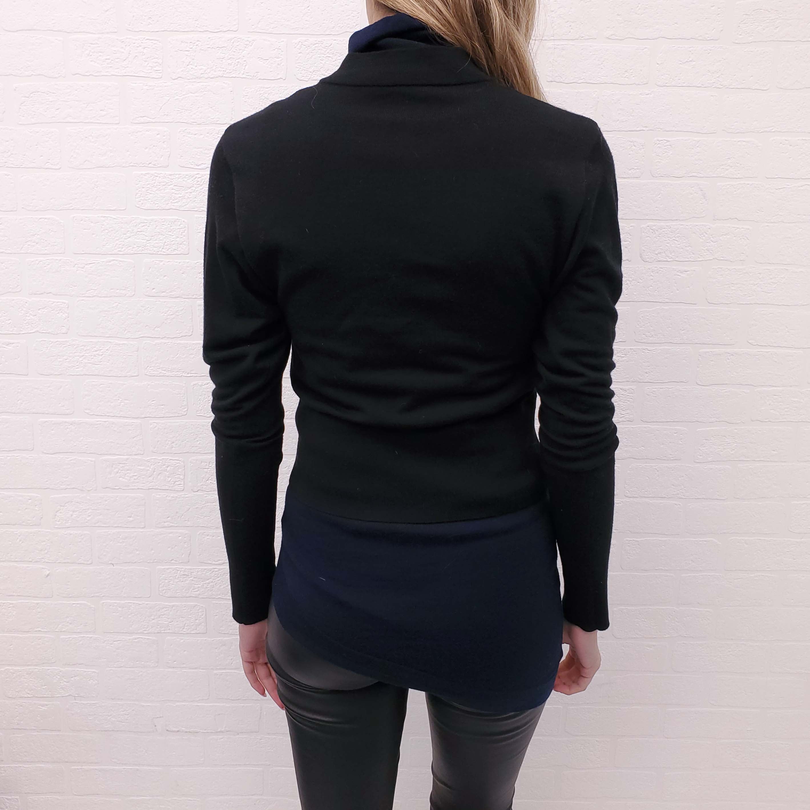 JW ANDERSON BLACK AND NAVY LAYERED SWEATER - SIZE S