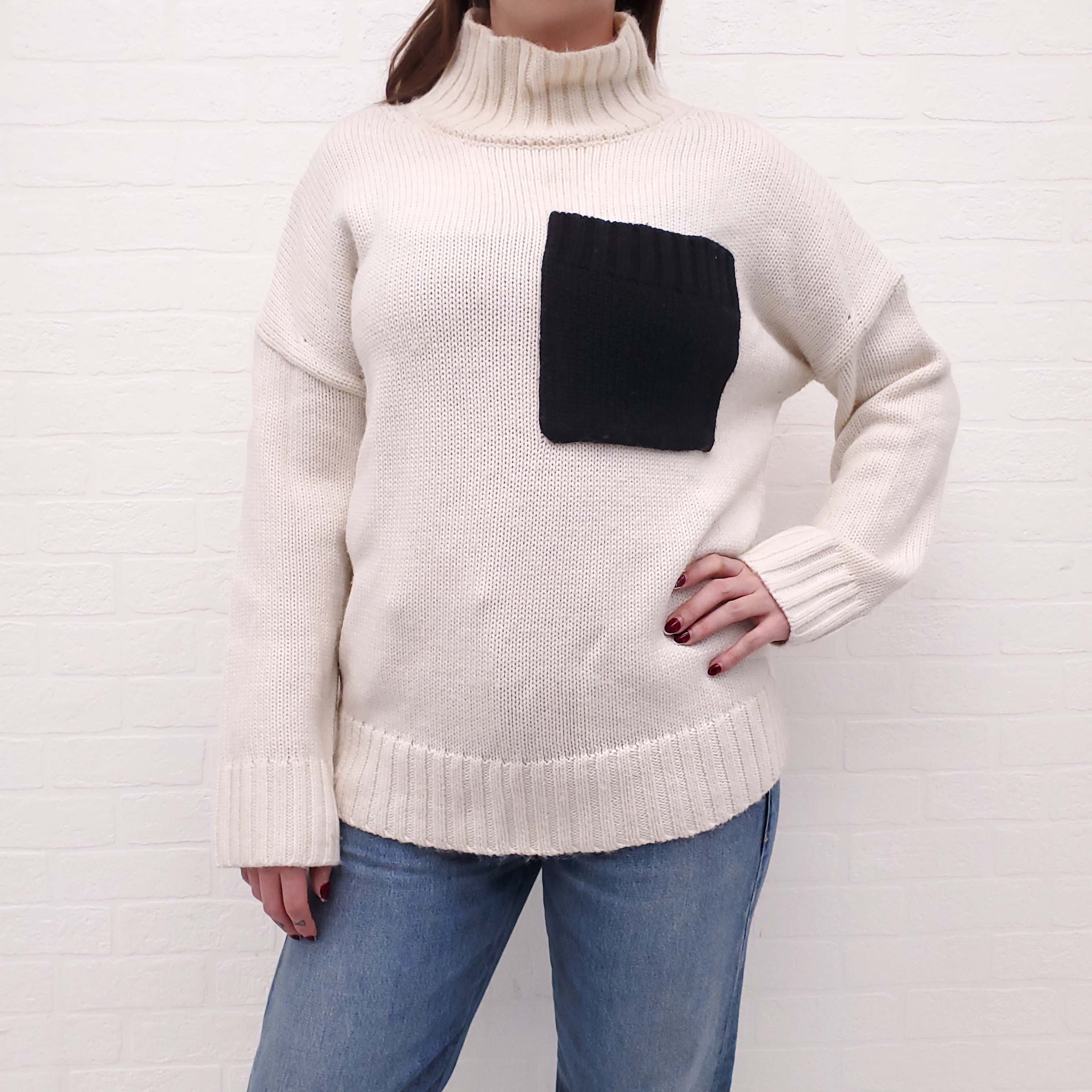 JW ANDERSON CREAM AND BLACK TURTLE NECK SWEATER WITH LOGO  - SIZE S