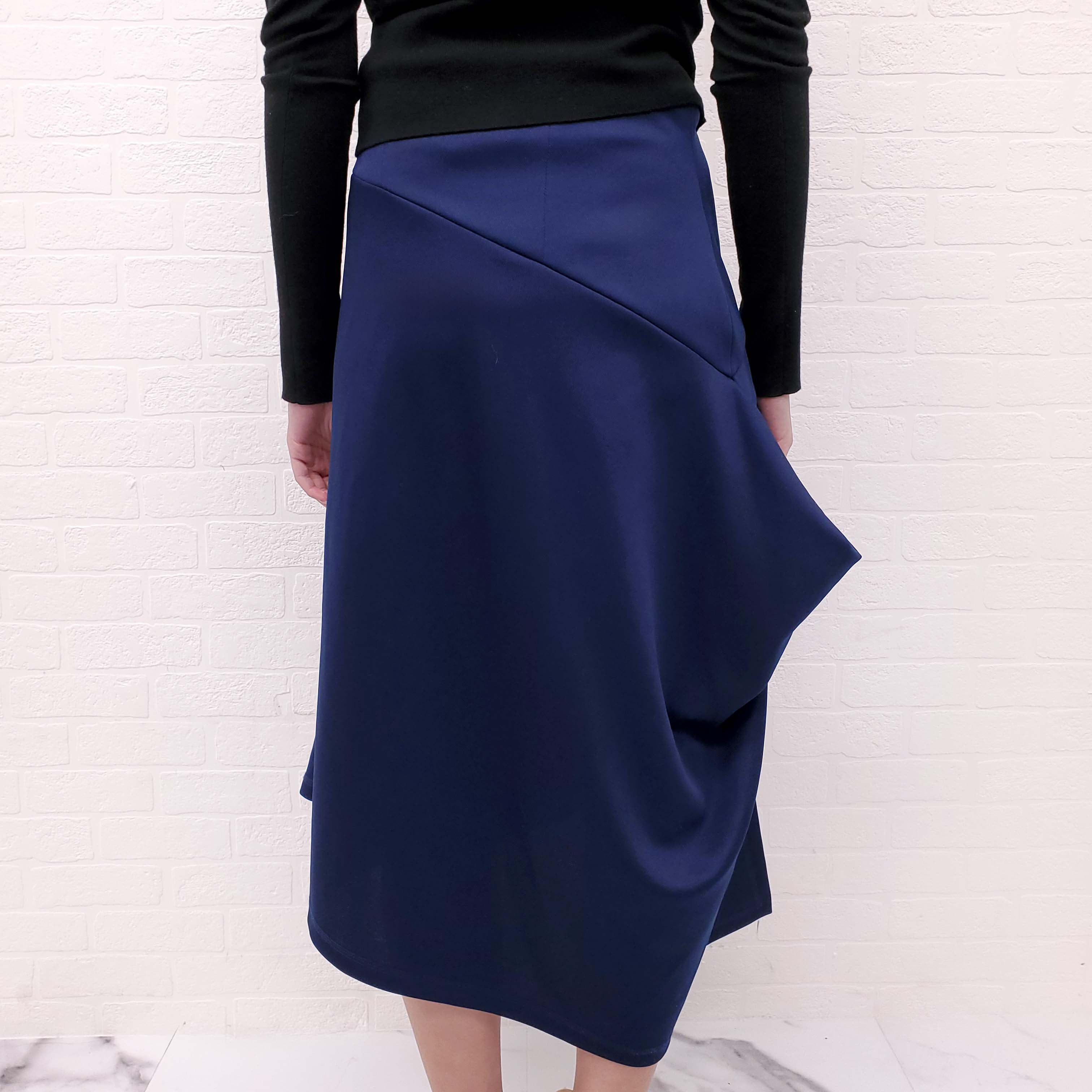 JW ANDERSON NAVY SKIRT - SIZE 8