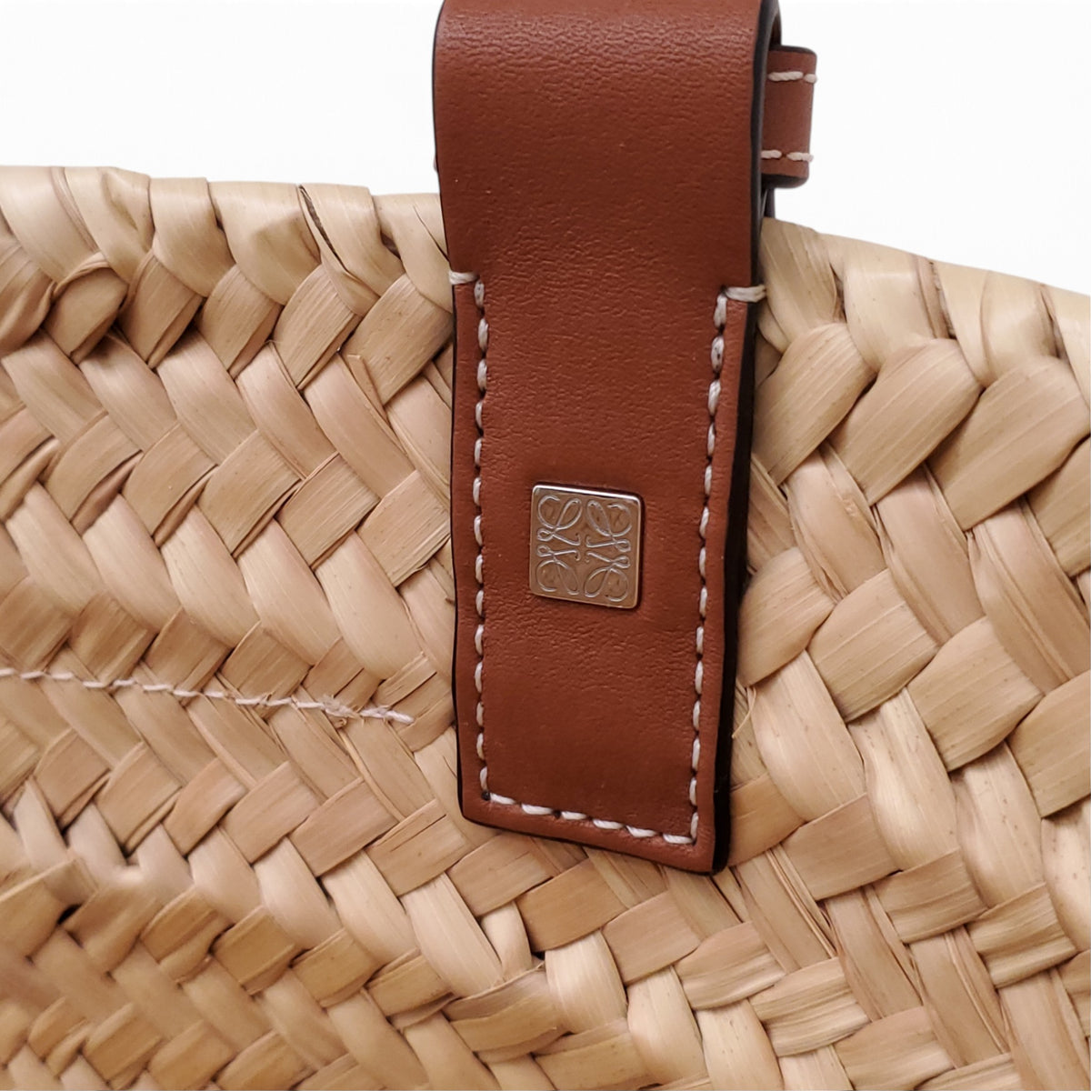 LOEWE MEDIUM STRAW BASKET BAG