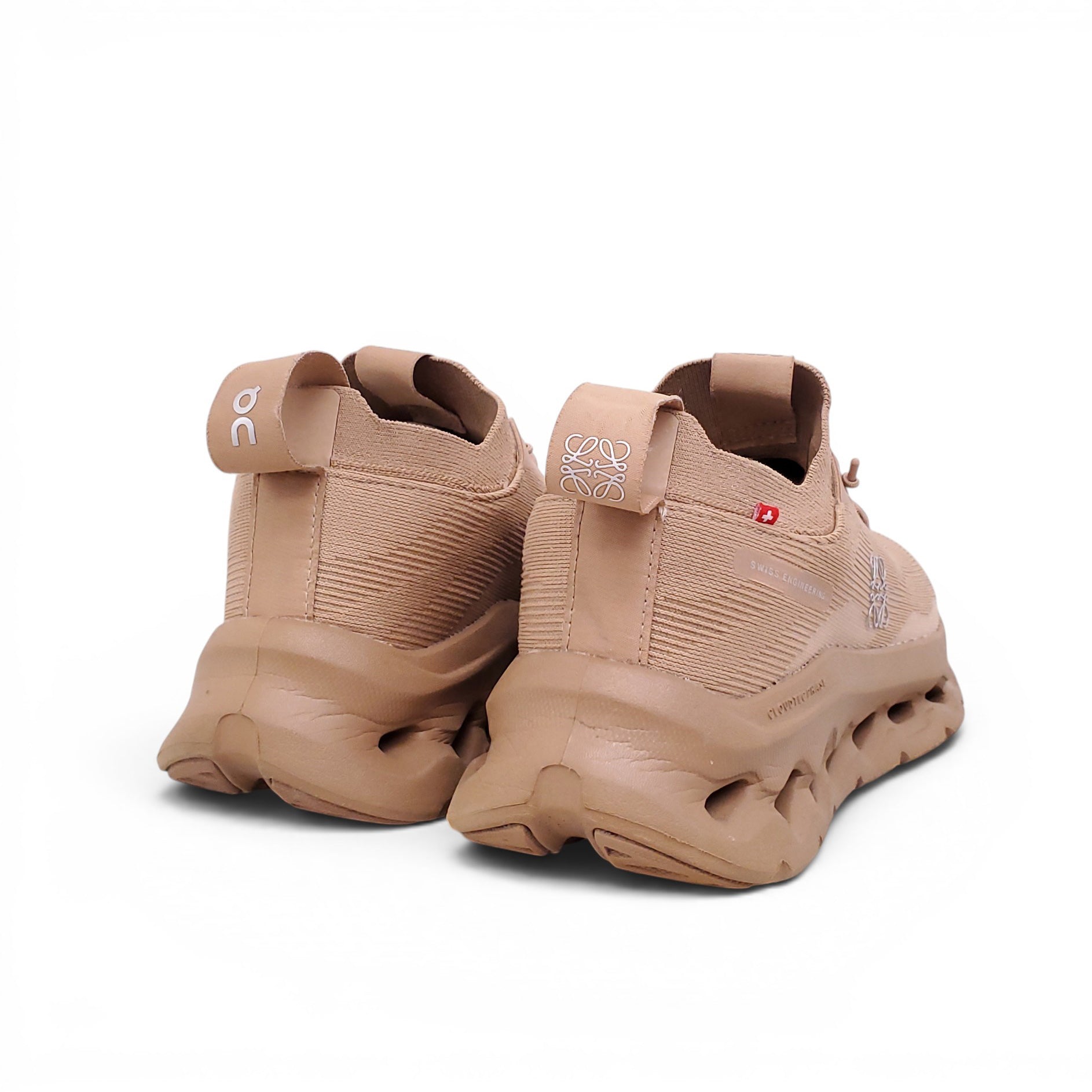 LOEWE X ON CLOUDTILT TAN SNEAKERS - SIZE 7