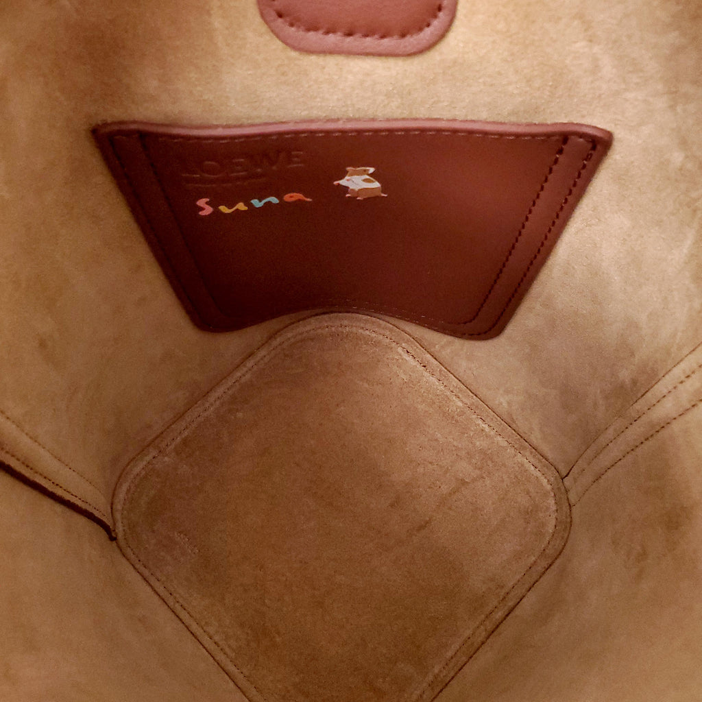 LOEWE x SUNA FUJITA PEBBLE HAMSTER MINI BUCKET BAG