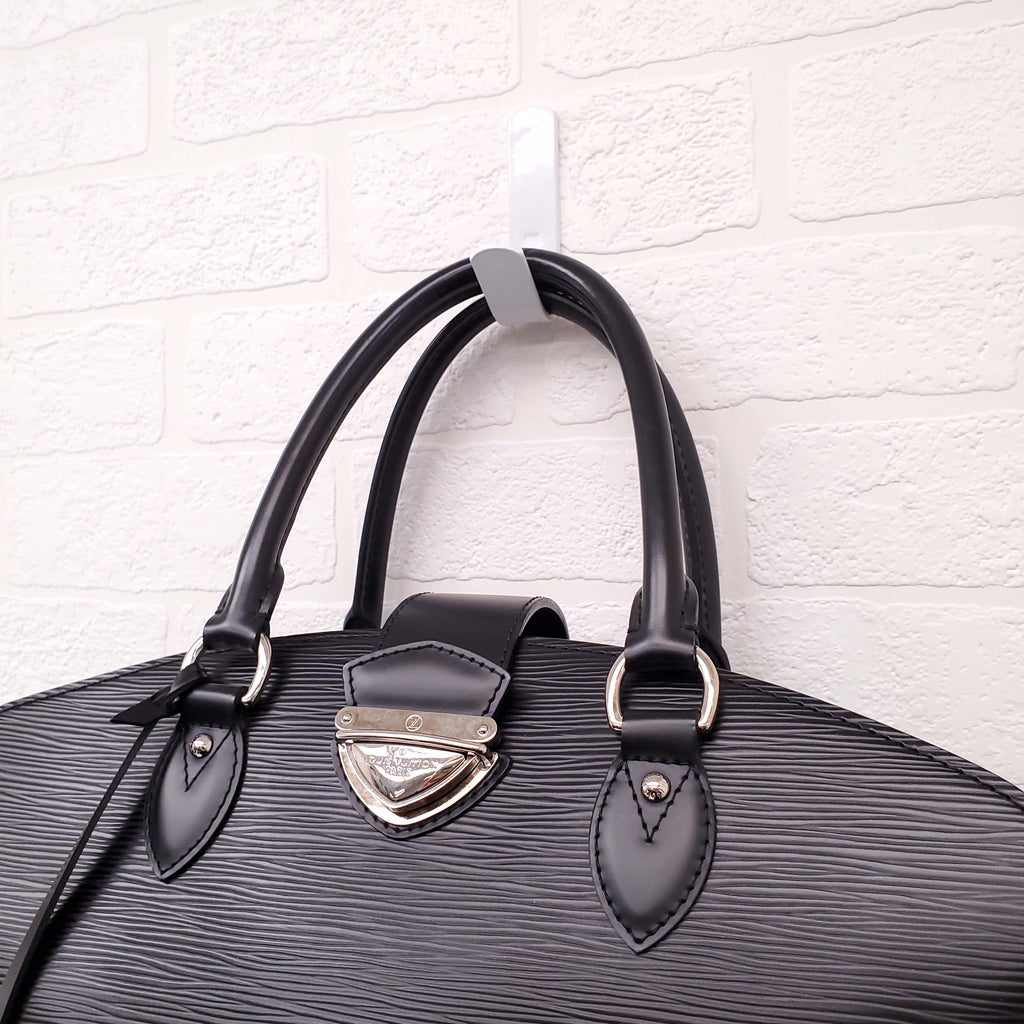 LOUIS VUITTON BLACK EPI LEATHER PONT NEUF GM BAG