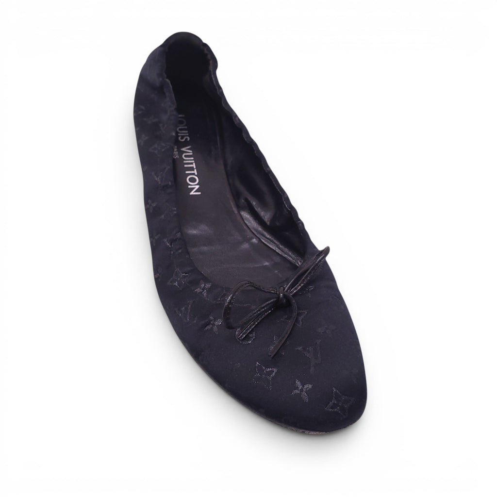LOUIS VUITTON BLACK LOGO BALLET FLATS - SIZE 38