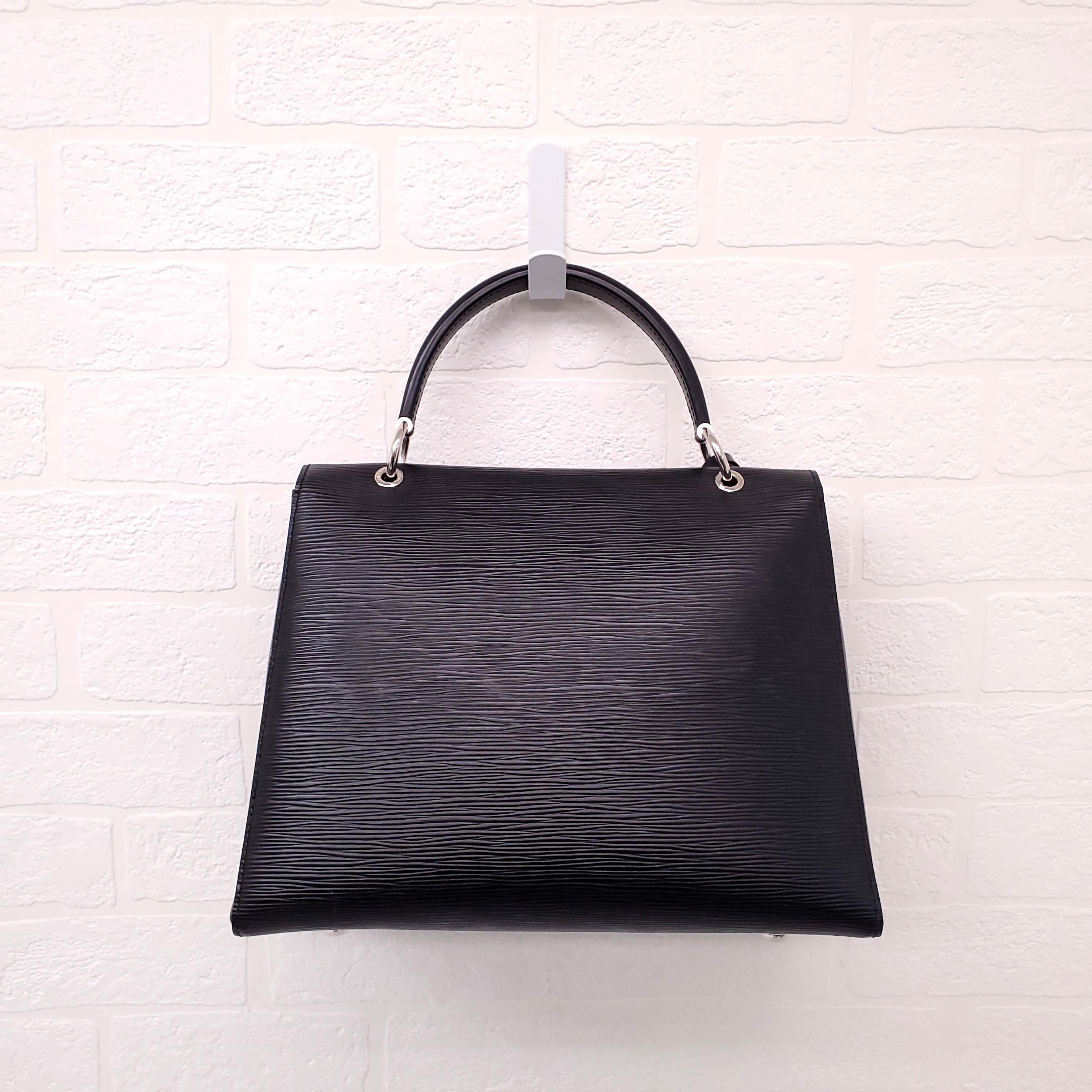 LOUIS VUITTON LOGO EPI LEATHER GRENELLE BAG