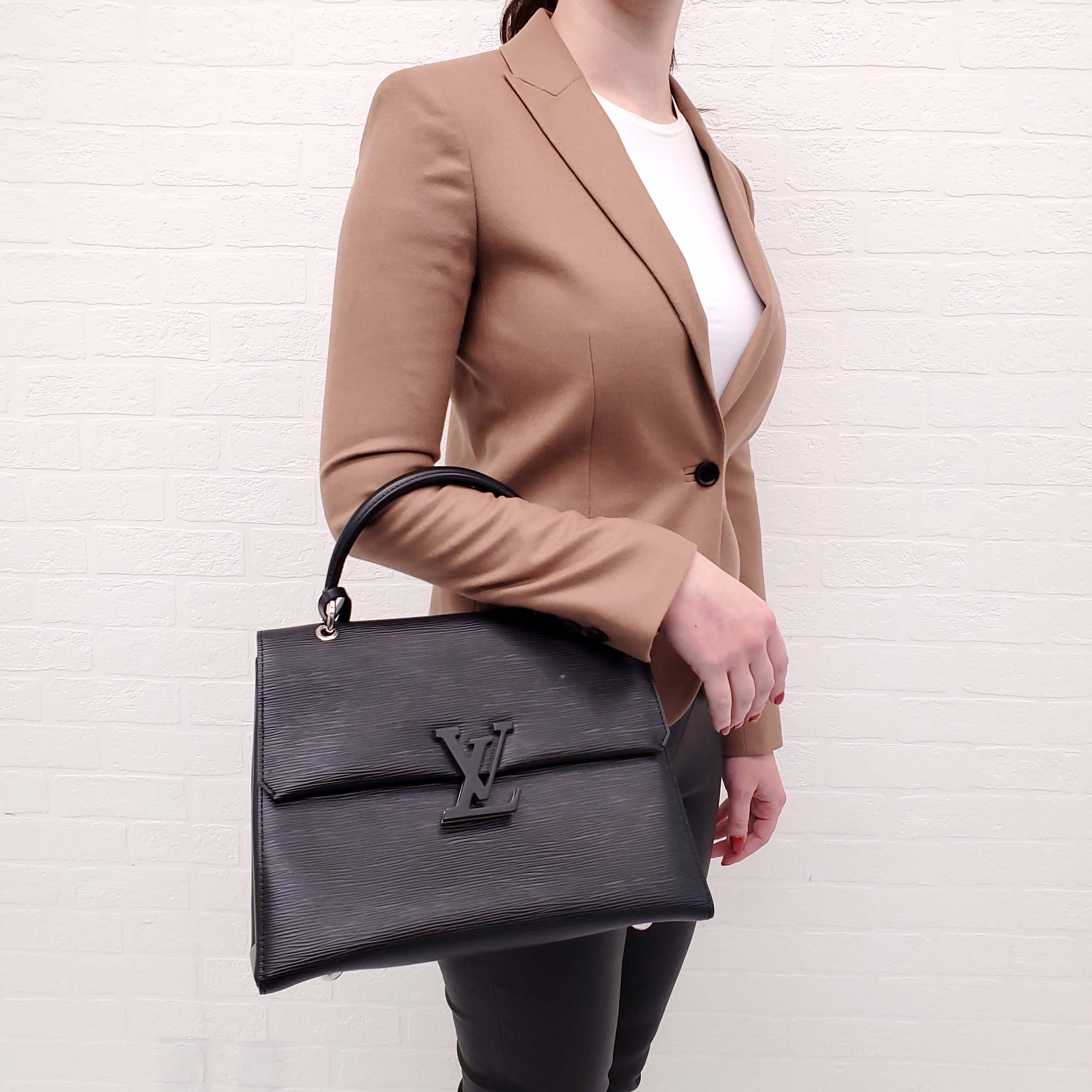 LOUIS VUITTON LOGO EPI LEATHER GRENELLE BAG