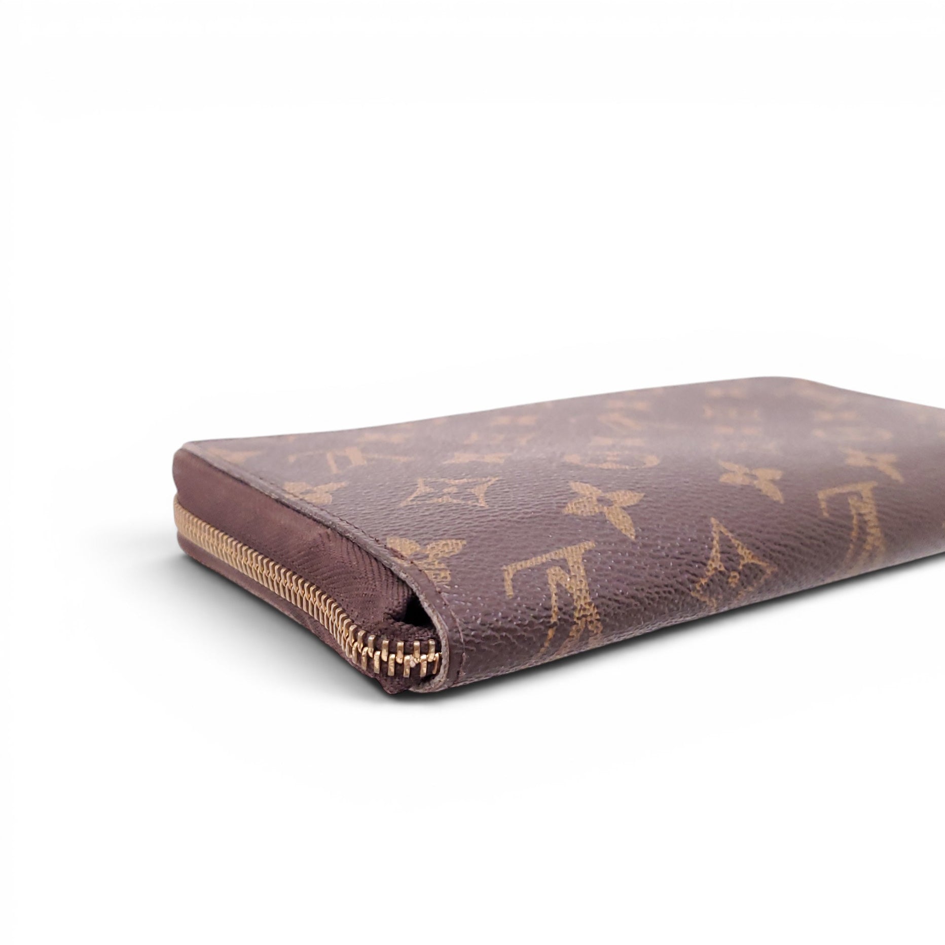 LOUIS VUITTON MONOGRAM ZIP-AROUND WALLET