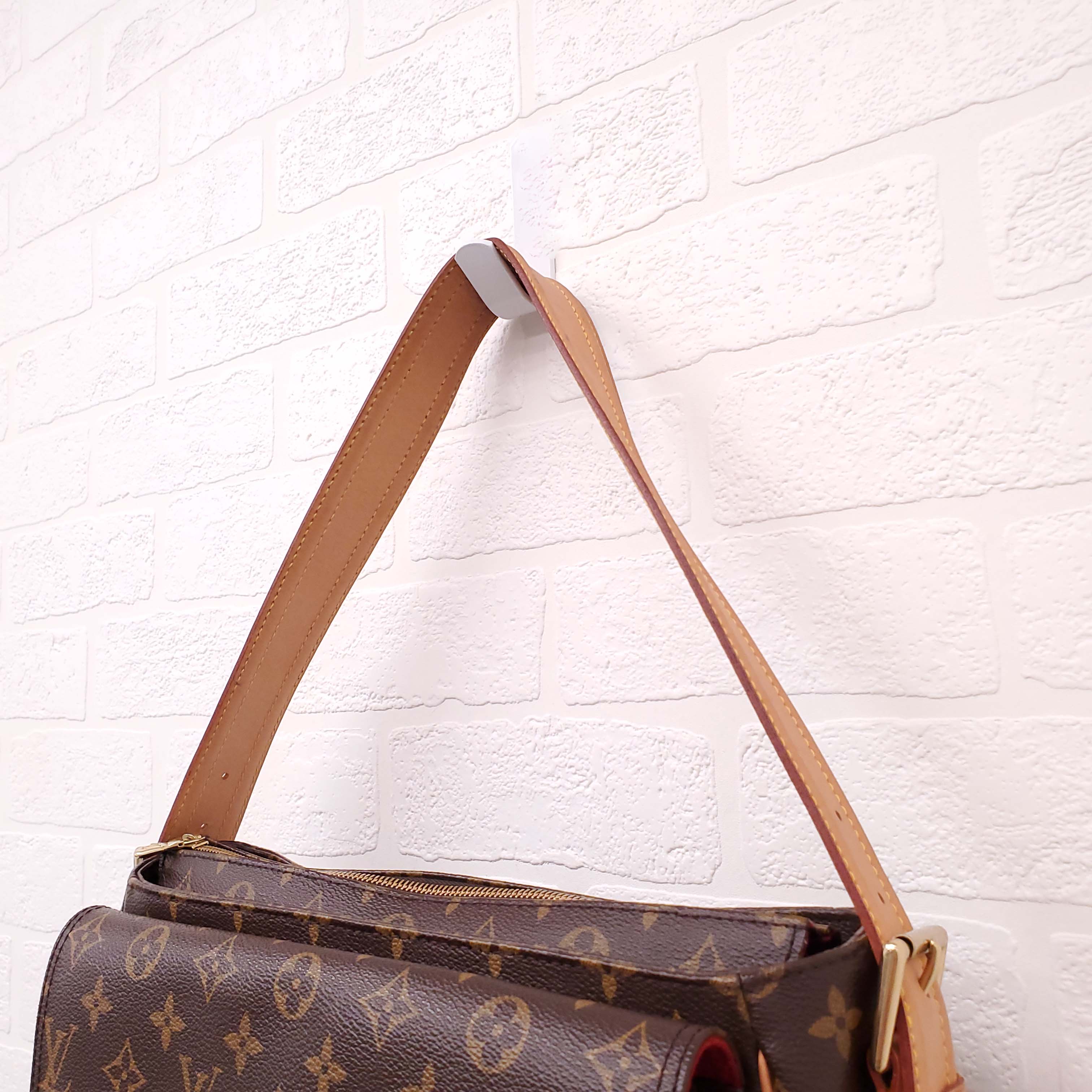LOUIS VUITTON MONOGRAM 'VIVA-CITE GM' BAG