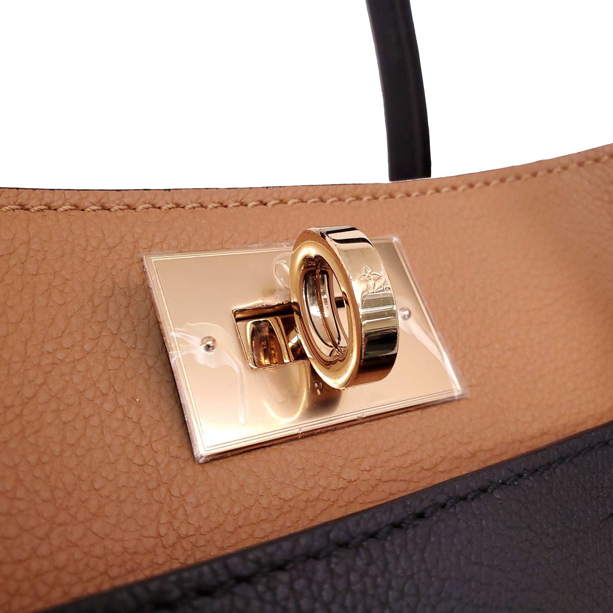 LOUIS VUITTON ON MY SIDE MM BAG
