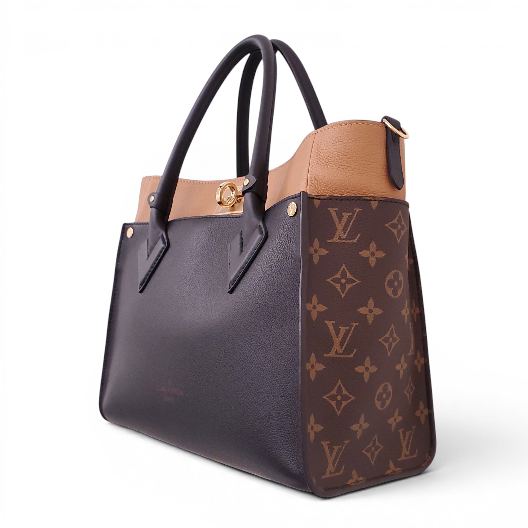 LOUIS VUITTON ON MY SIDE MM BAG