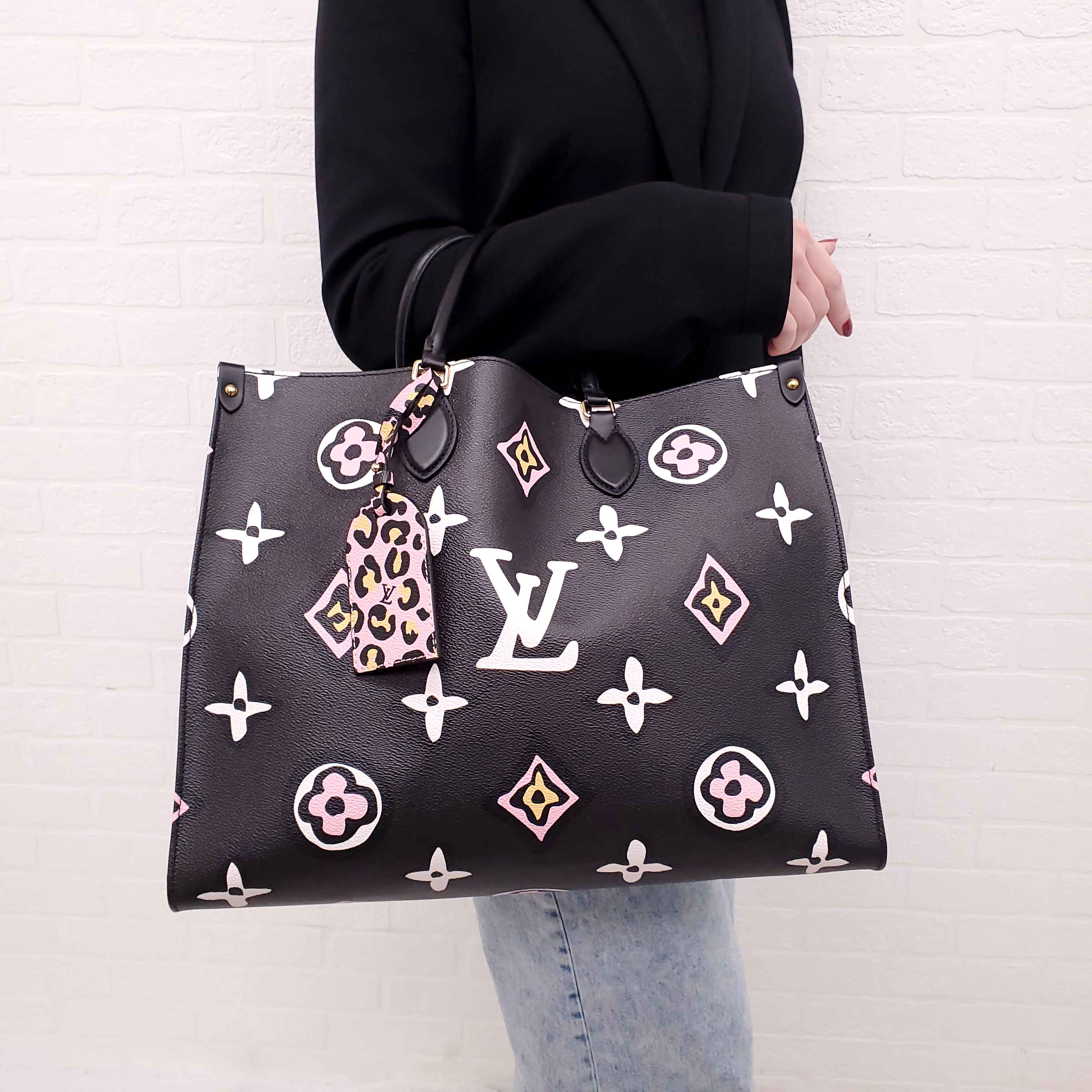 LOUIS VUITTON 'ONTHEGO' GM BLACK/BEIGE TOTE BAG