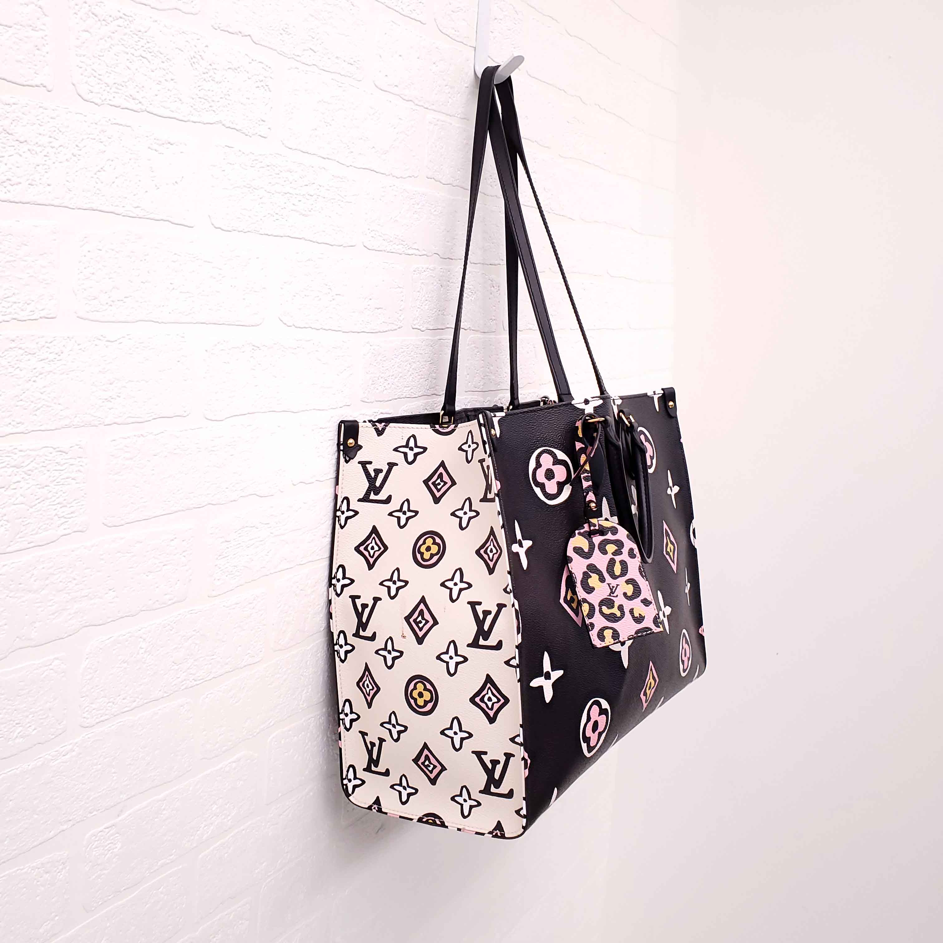 LOUIS VUITTON 'ONTHEGO' GM BLACK/BEIGE TOTE BAG