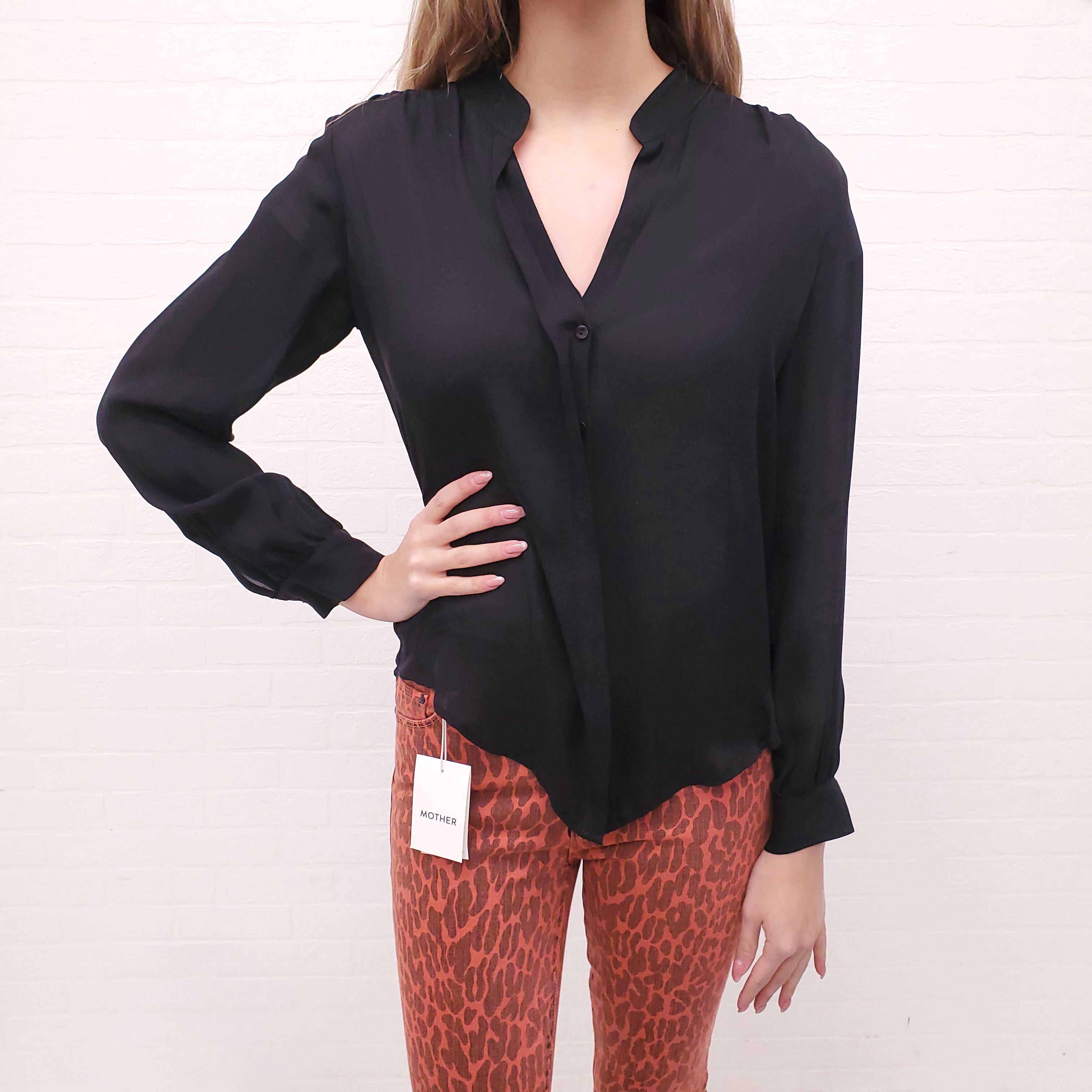 L’AGENCE BLACK SILK BLOUSE - SIZE S