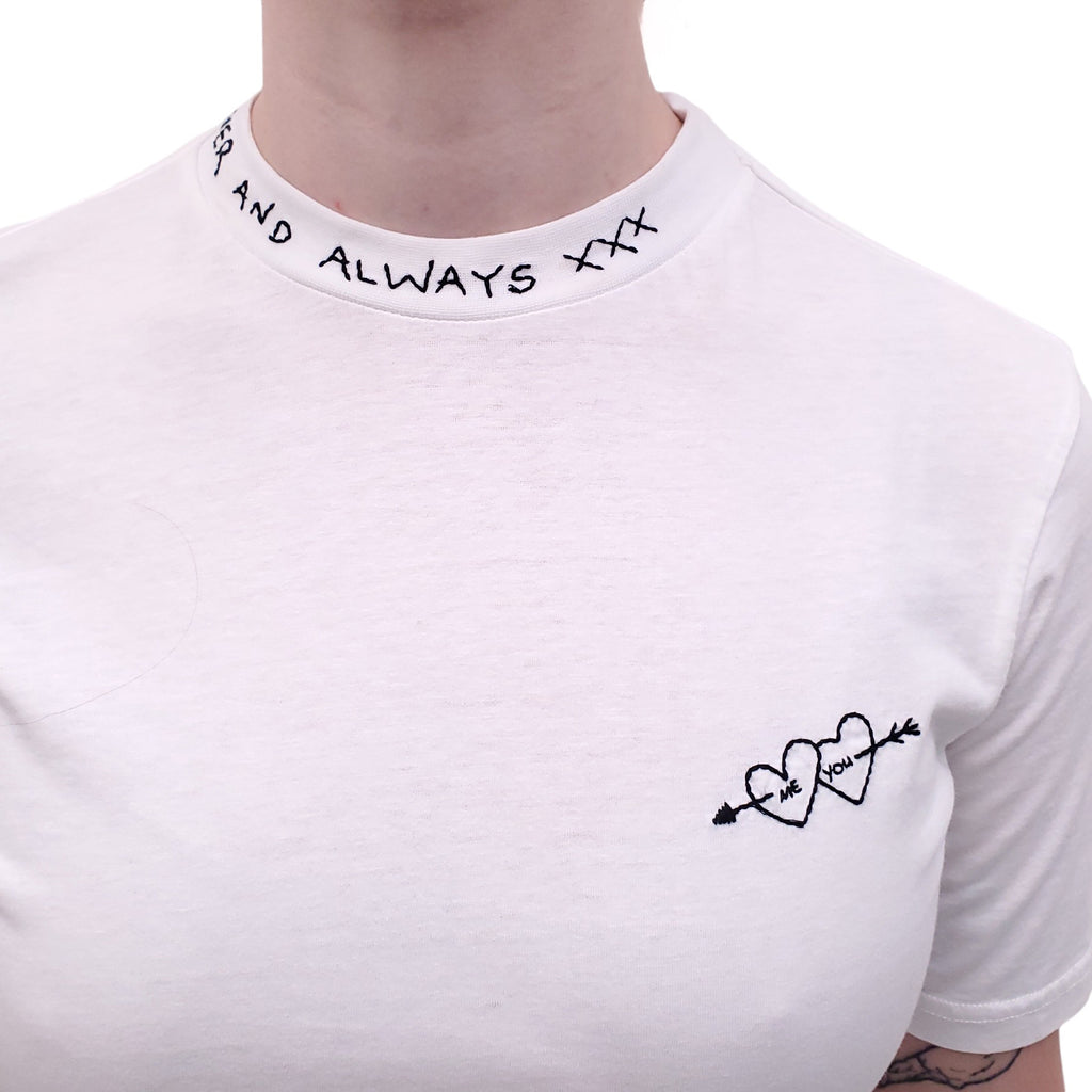 MARKUS LUPFER EMBROIDERED T-SHIRT - SIZE XS