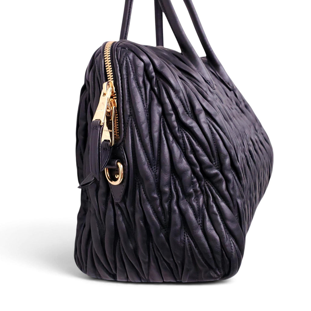 MIU MIU BLACK LEATHER SCRUNCH TOTE