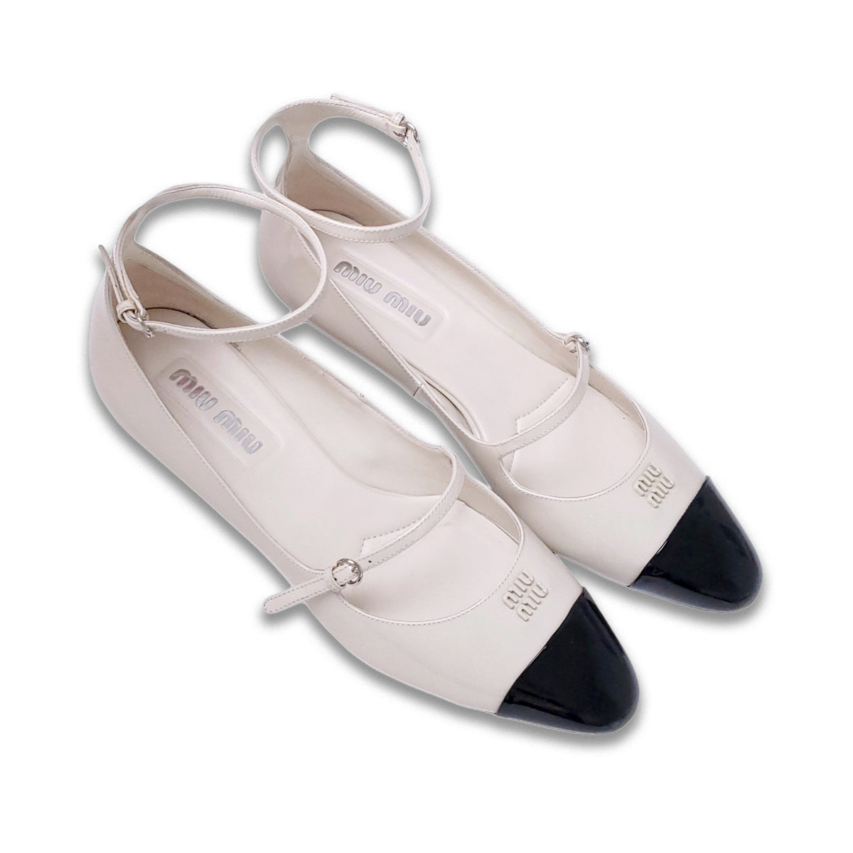 MIU MIU CREAM AND BLACK LOGO MARY-JANE KITTEN HEELS - SIZE 40