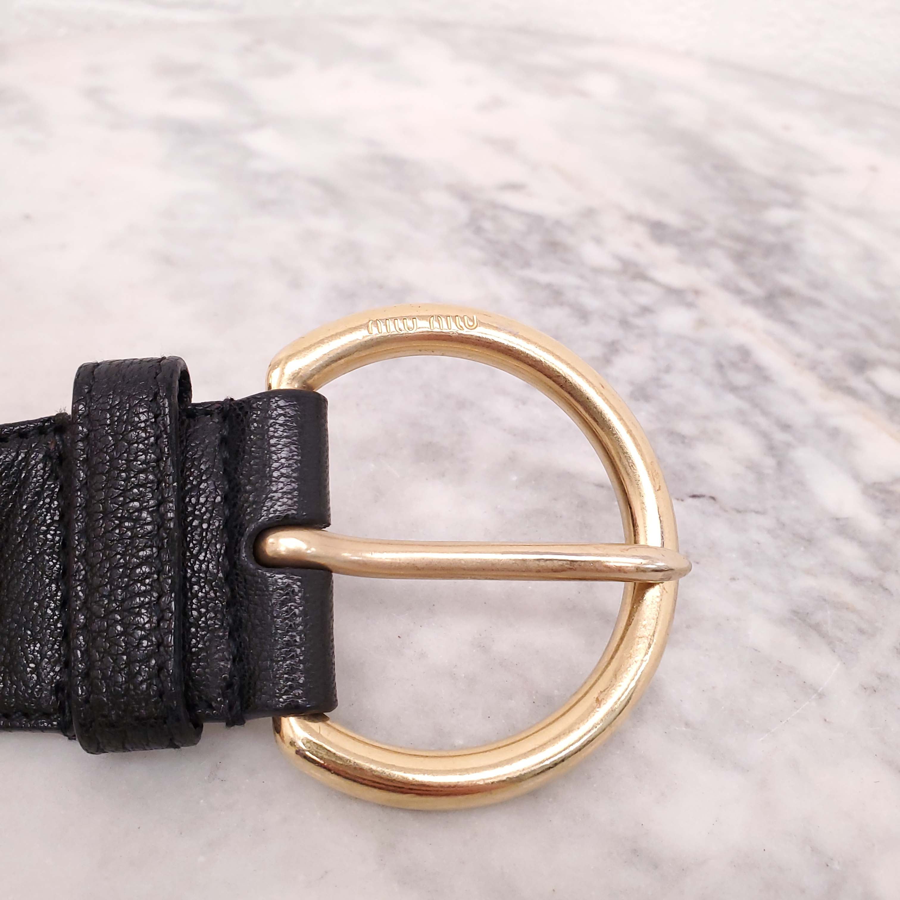 MIU MIU GOLD BUCKLE BLACK LEATHER BELT - SIZE 80