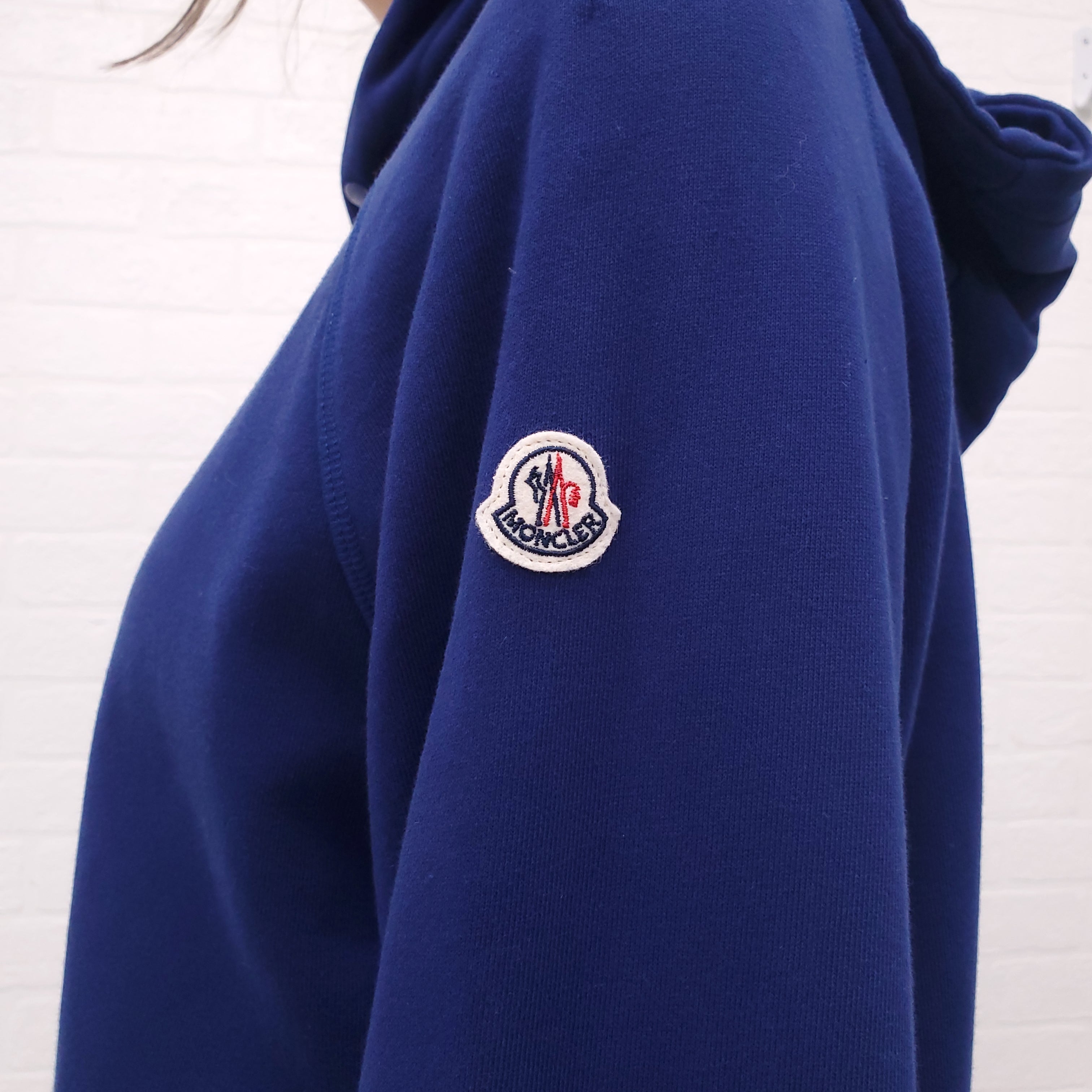 MONCLER UNISEX ROYAL BLUE PUFFER SWEATSHIRT WITH LOGO - SIZE L MENS/XL WOMENS