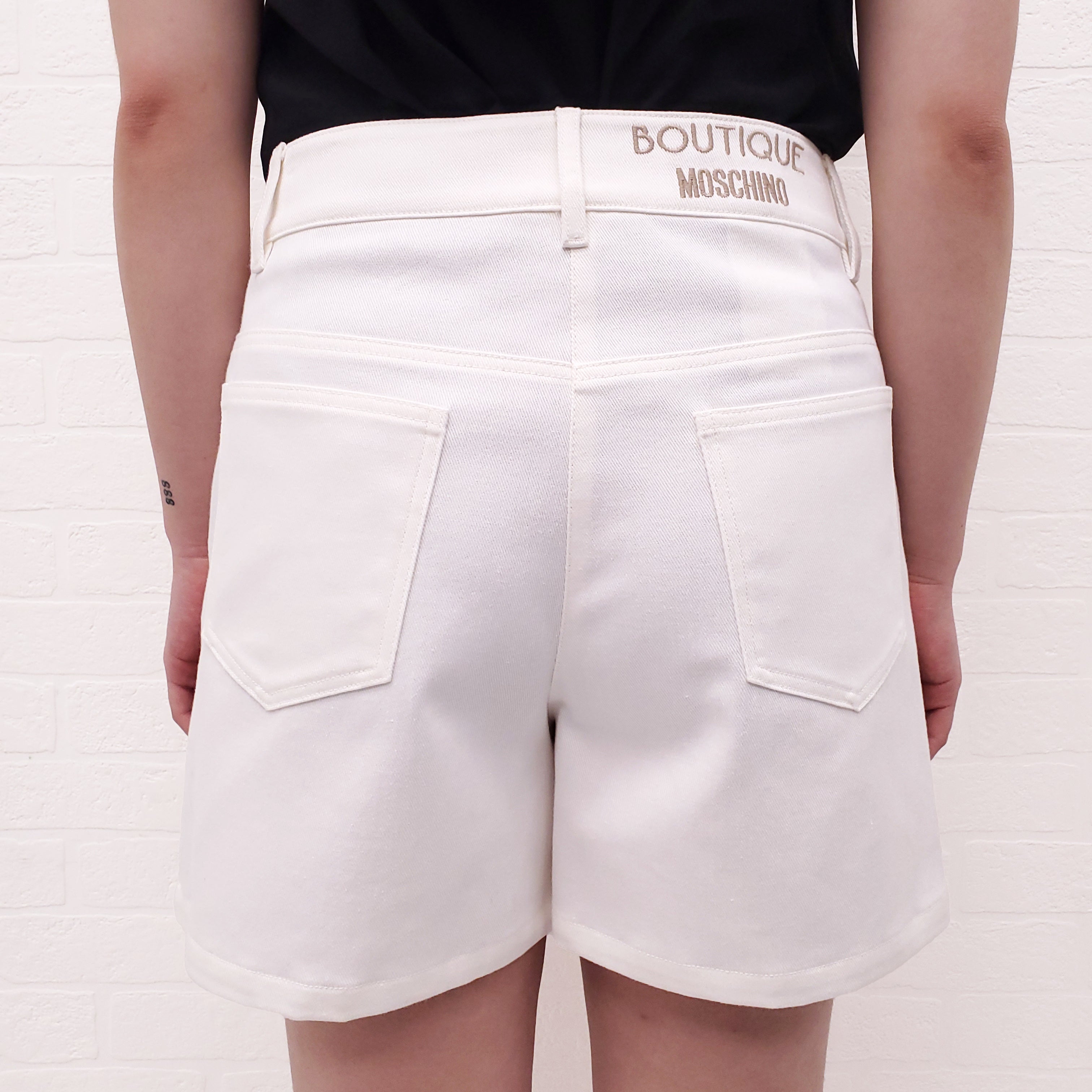 MOSCHINO FLORAL SHORTS - SIZE 42