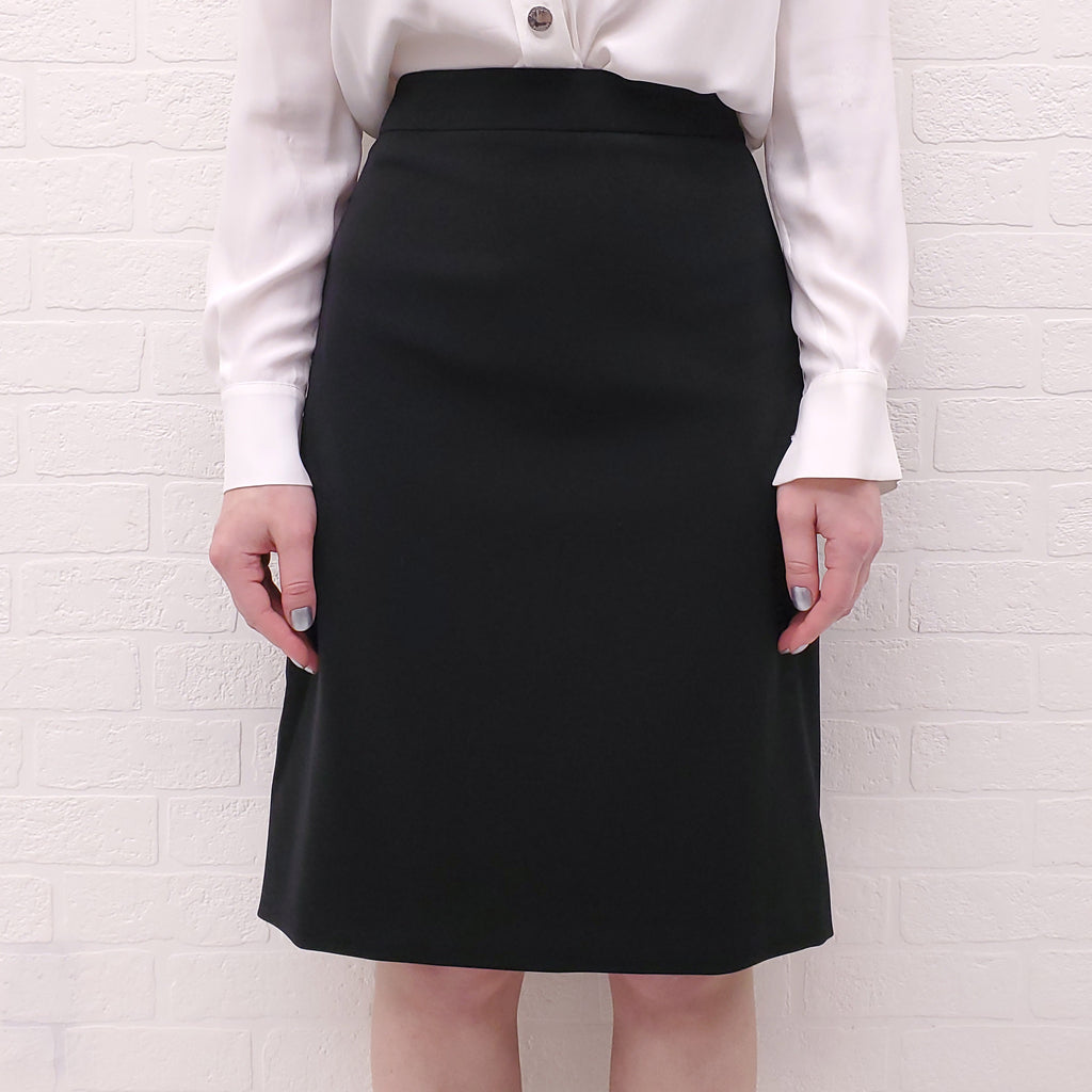 MOSCHINO BOUTIQUE BLACK SKIRT - SIZE 10