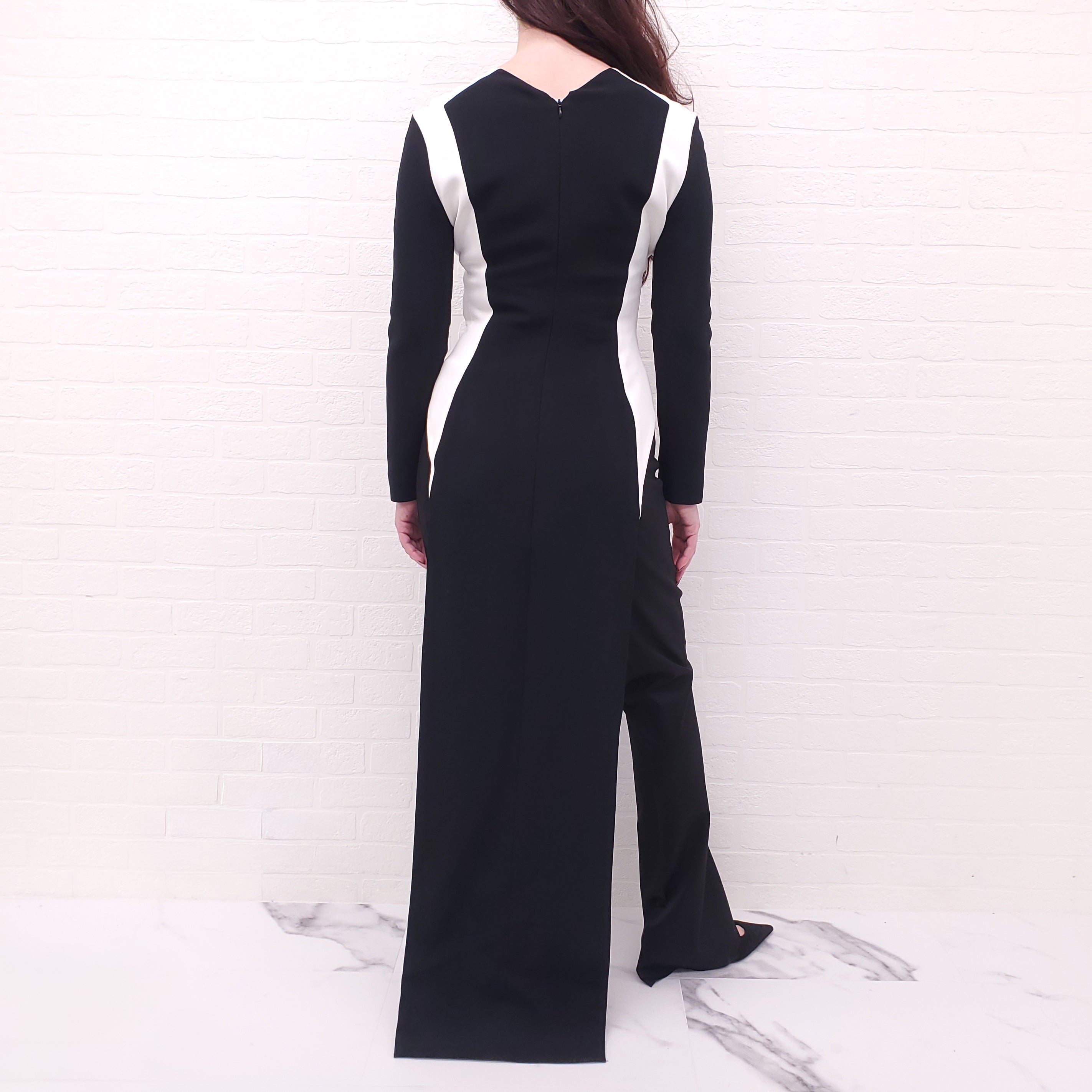 MUGLER BLACK AND WHITE ASYMMETRICAL BLOUSE WITH PEARLS AND TAIL DETAIL - SIZE S