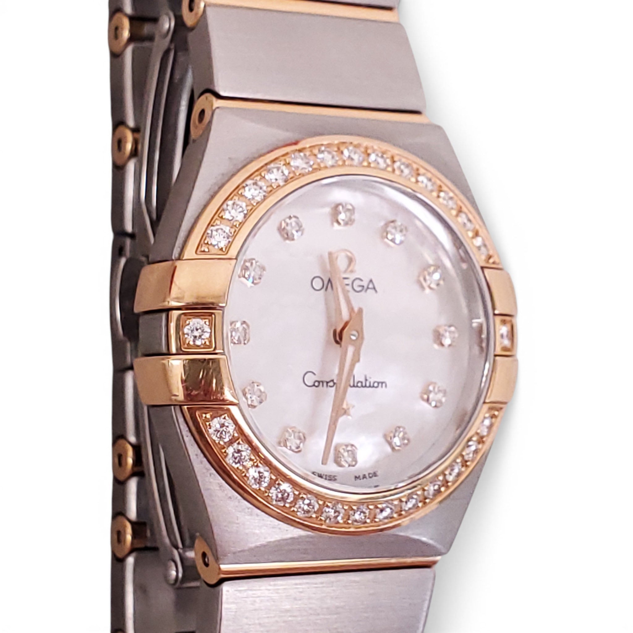 OMEGA 25MM CONSTELLATION 18K GOLD DIAMOND AND MOTHER OF PEARL WATCH