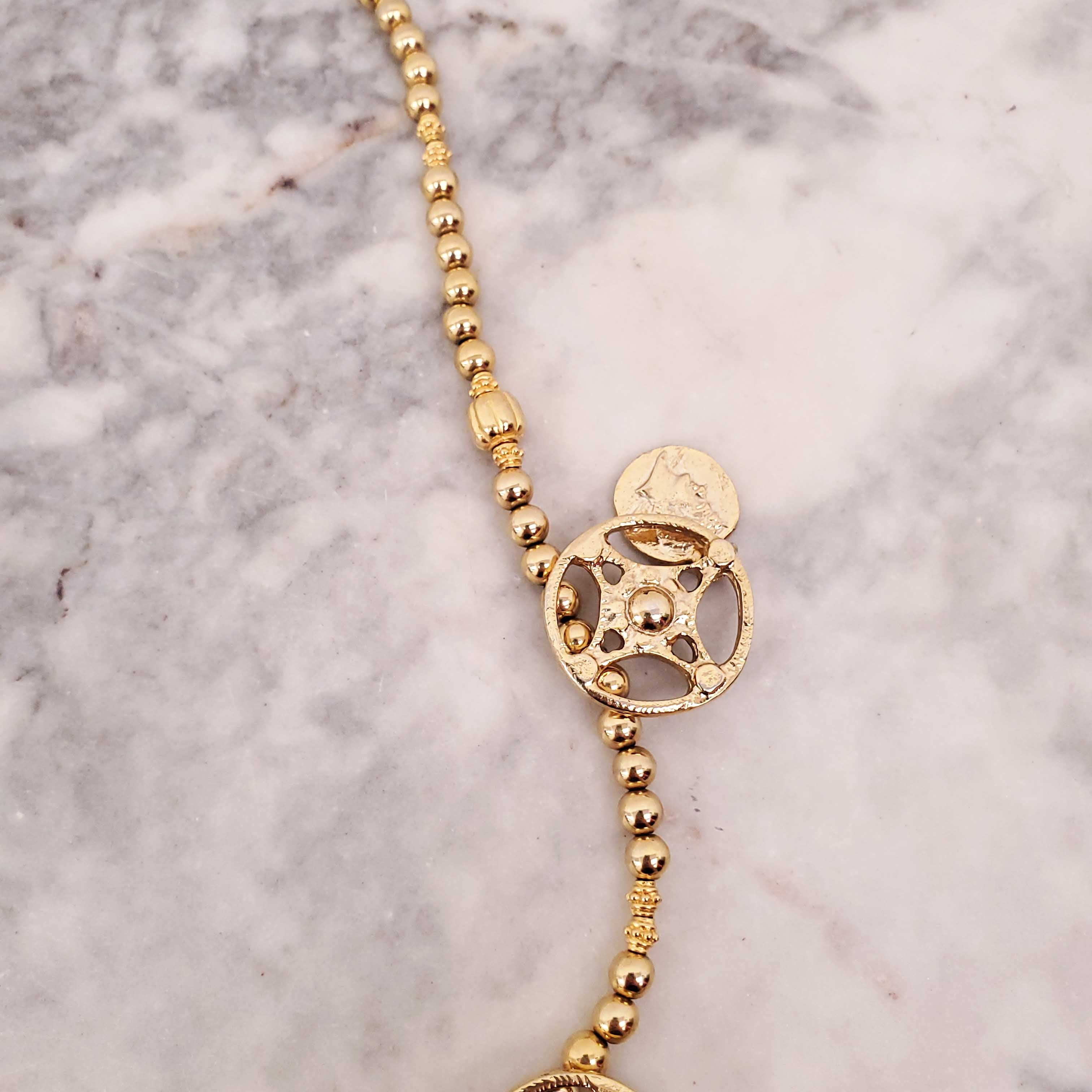 OSCAR DE LA RENTA MEDALLION NECKLACE