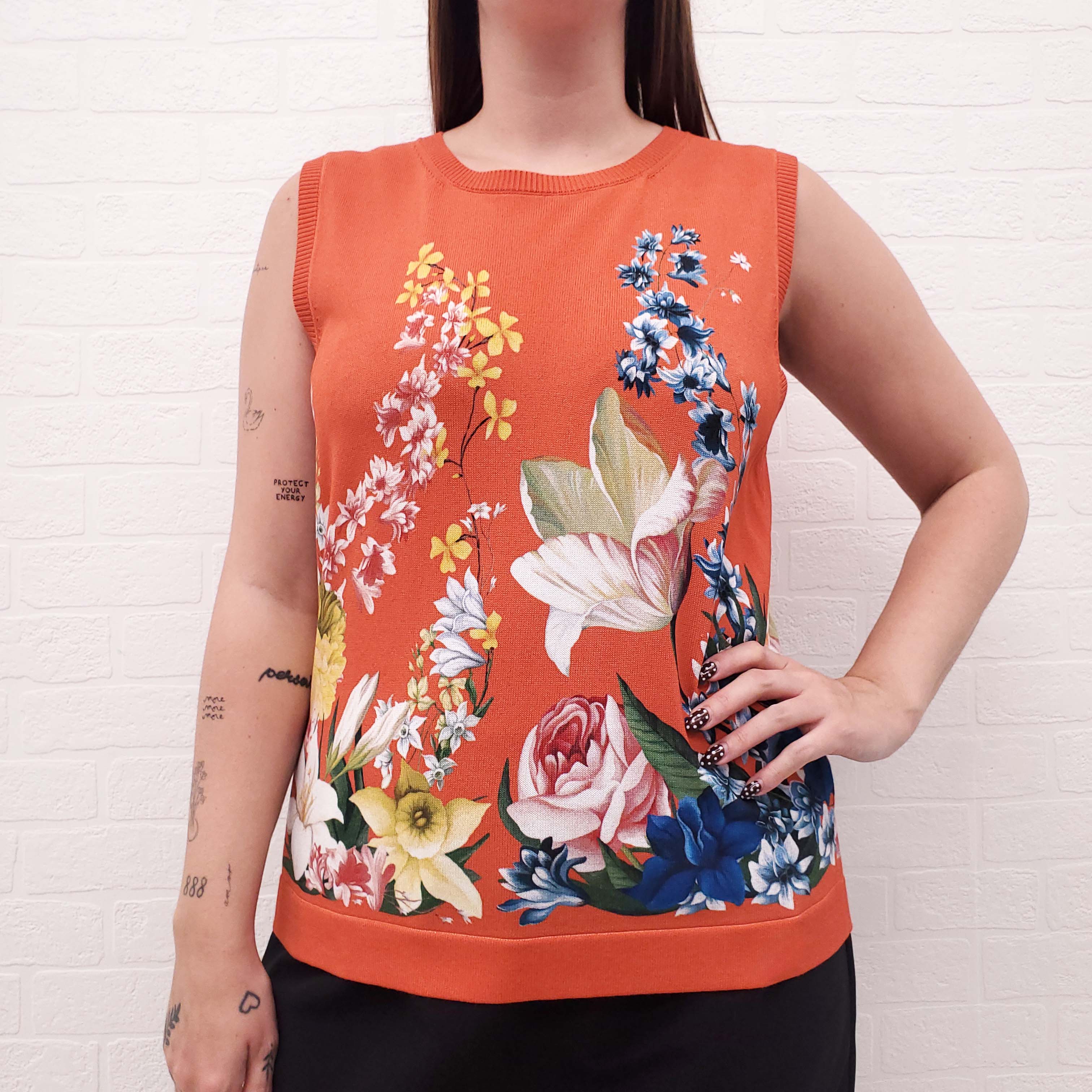 OSCAR DE LA RENTA ORANGE FLORAL SLEEVELESS SWEATER - SIZE XL