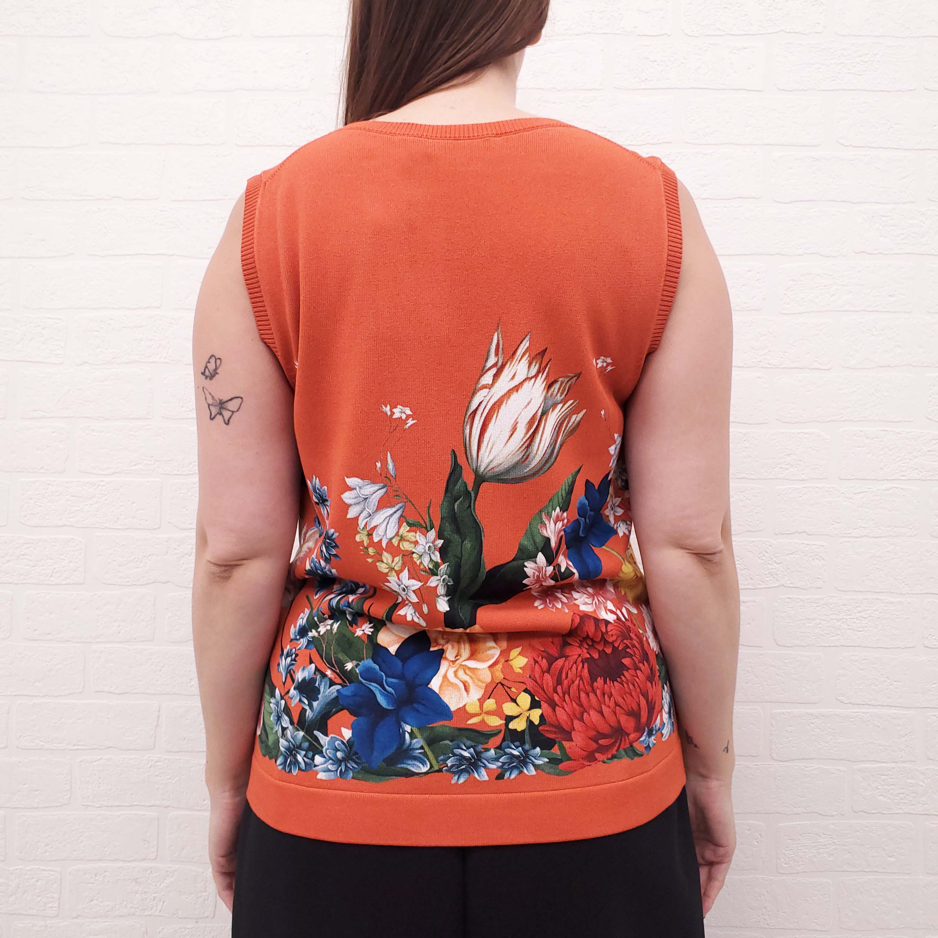 OSCAR DE LA RENTA ORANGE FLORAL SLEEVELESS SWEATER - SIZE XL