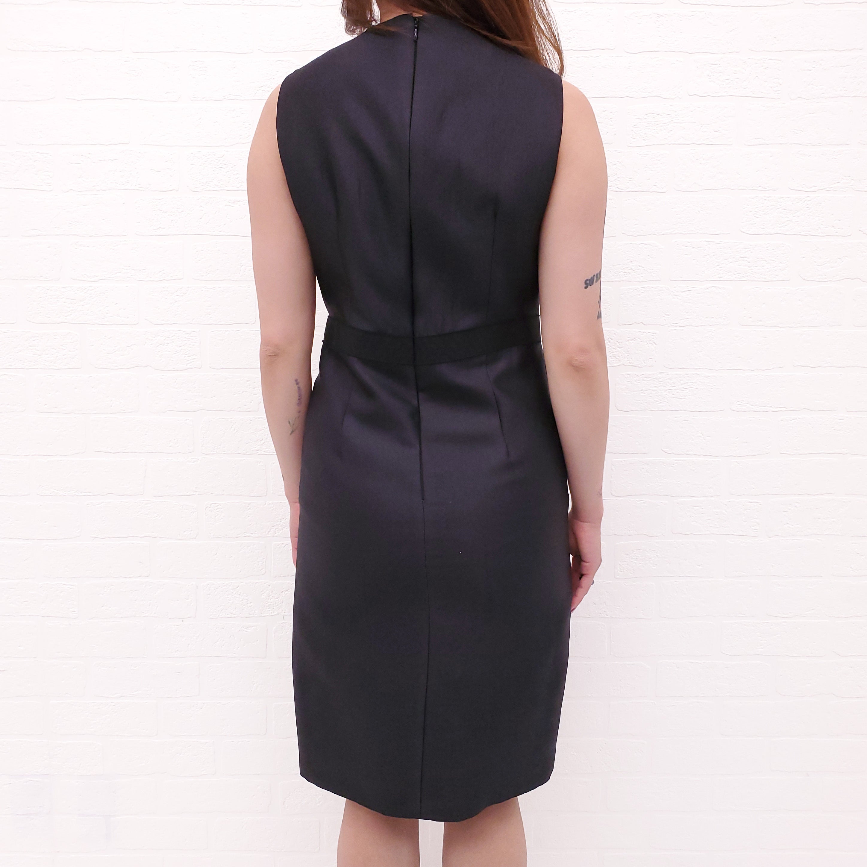 PRADA BLACK AND CREAM BEADED AND CRYSTAL PATTERNED DRESS - SIZE 38