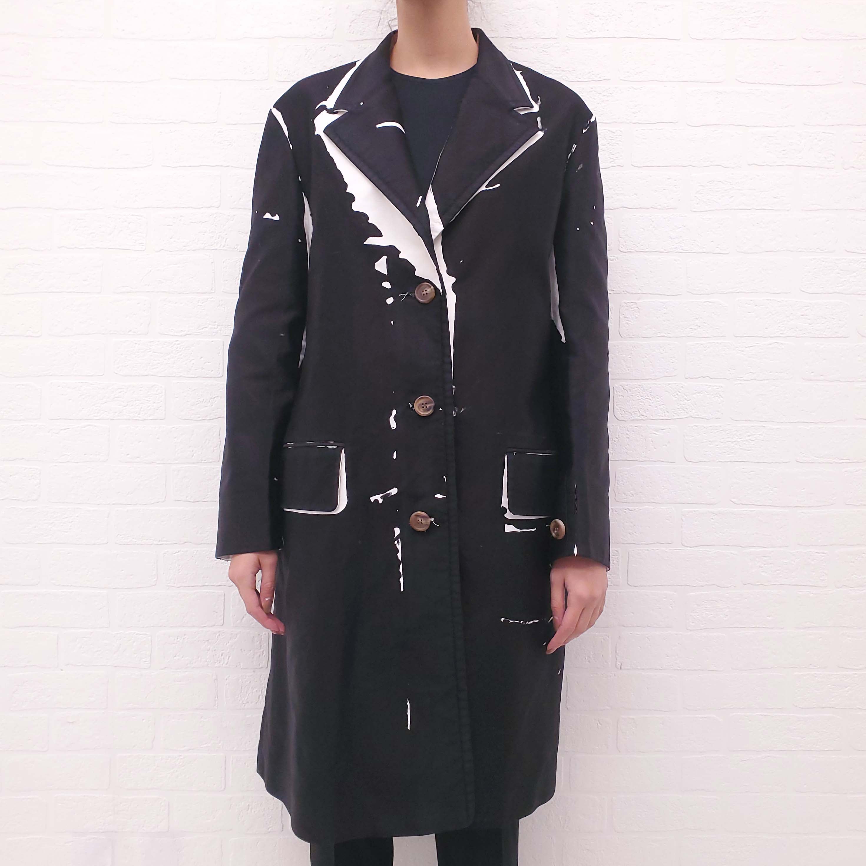 PRADA BLACK AND WHITE PRINT TRENCH COAT - SIZE 42